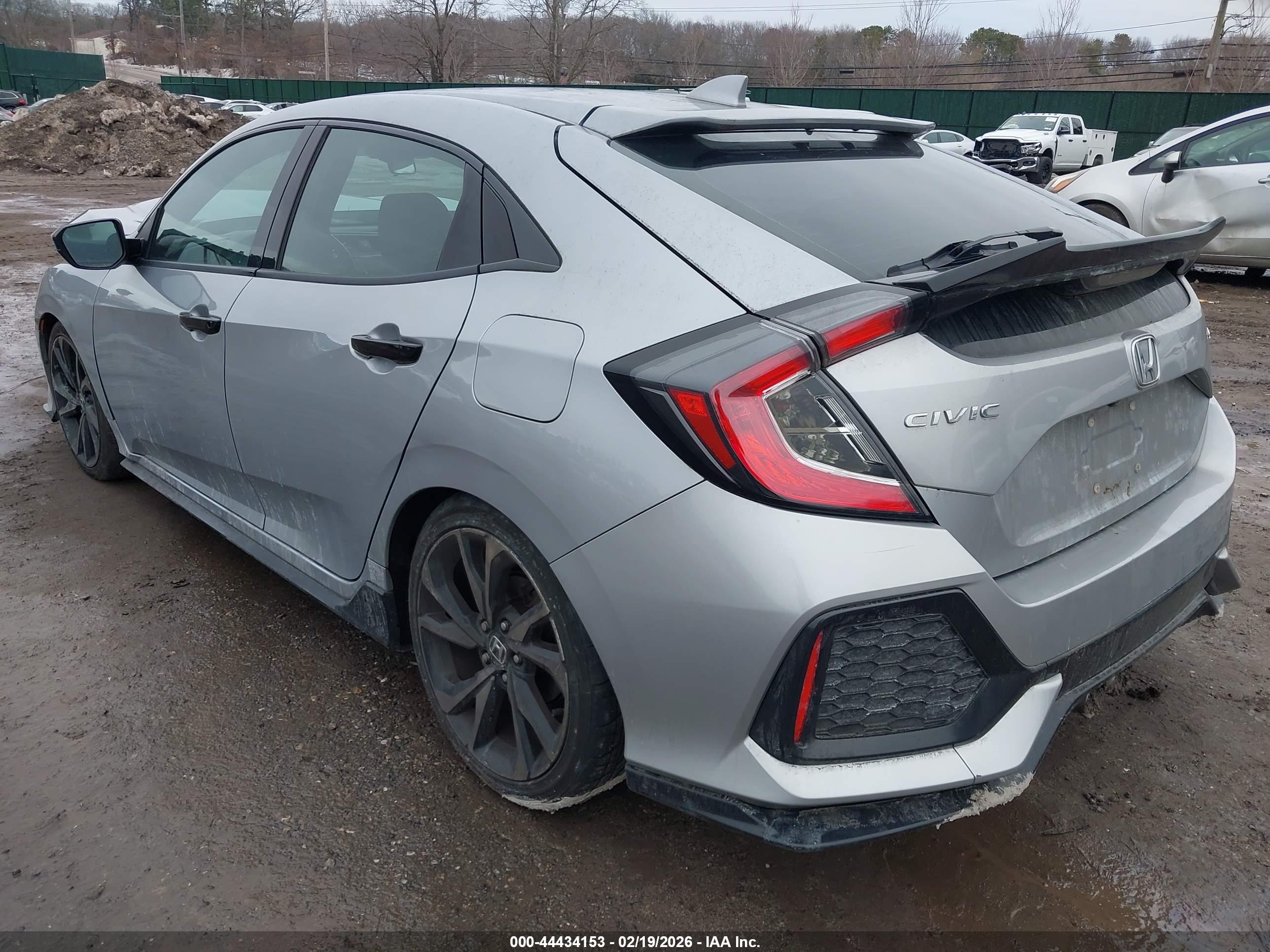 HONDA CIVIC image 3