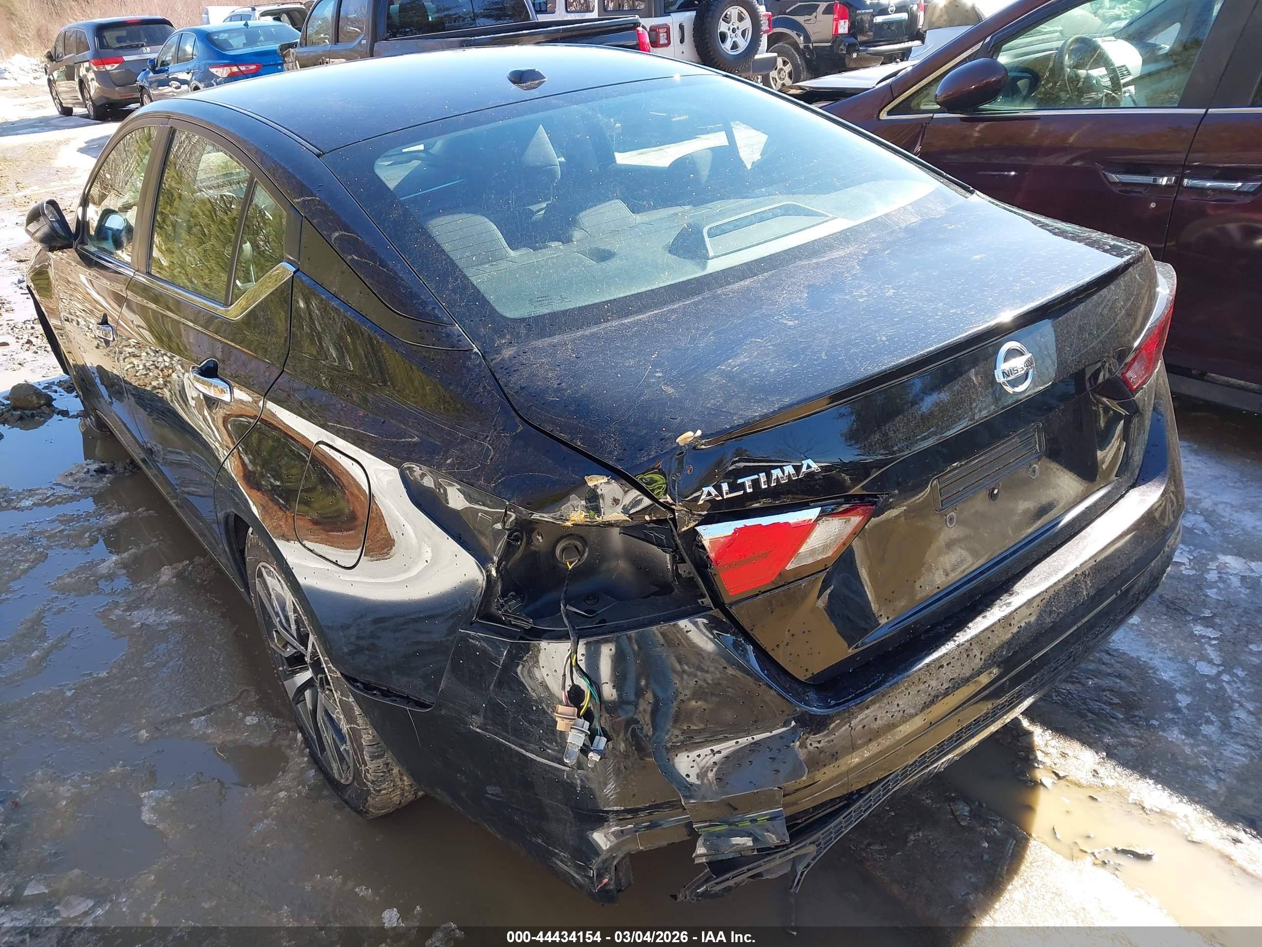 NISSAN ALTIMA image 6