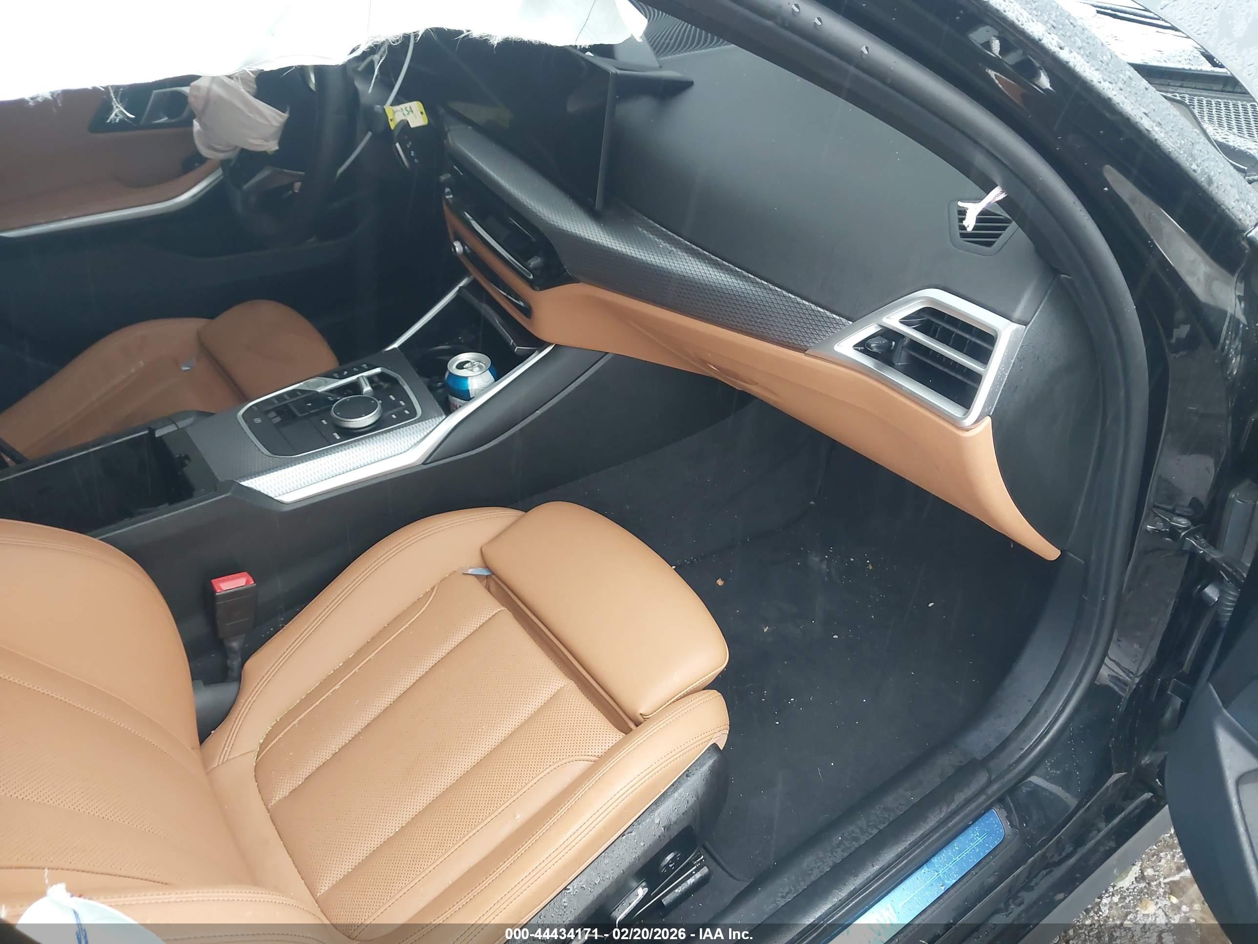 BMW 330I image 5
