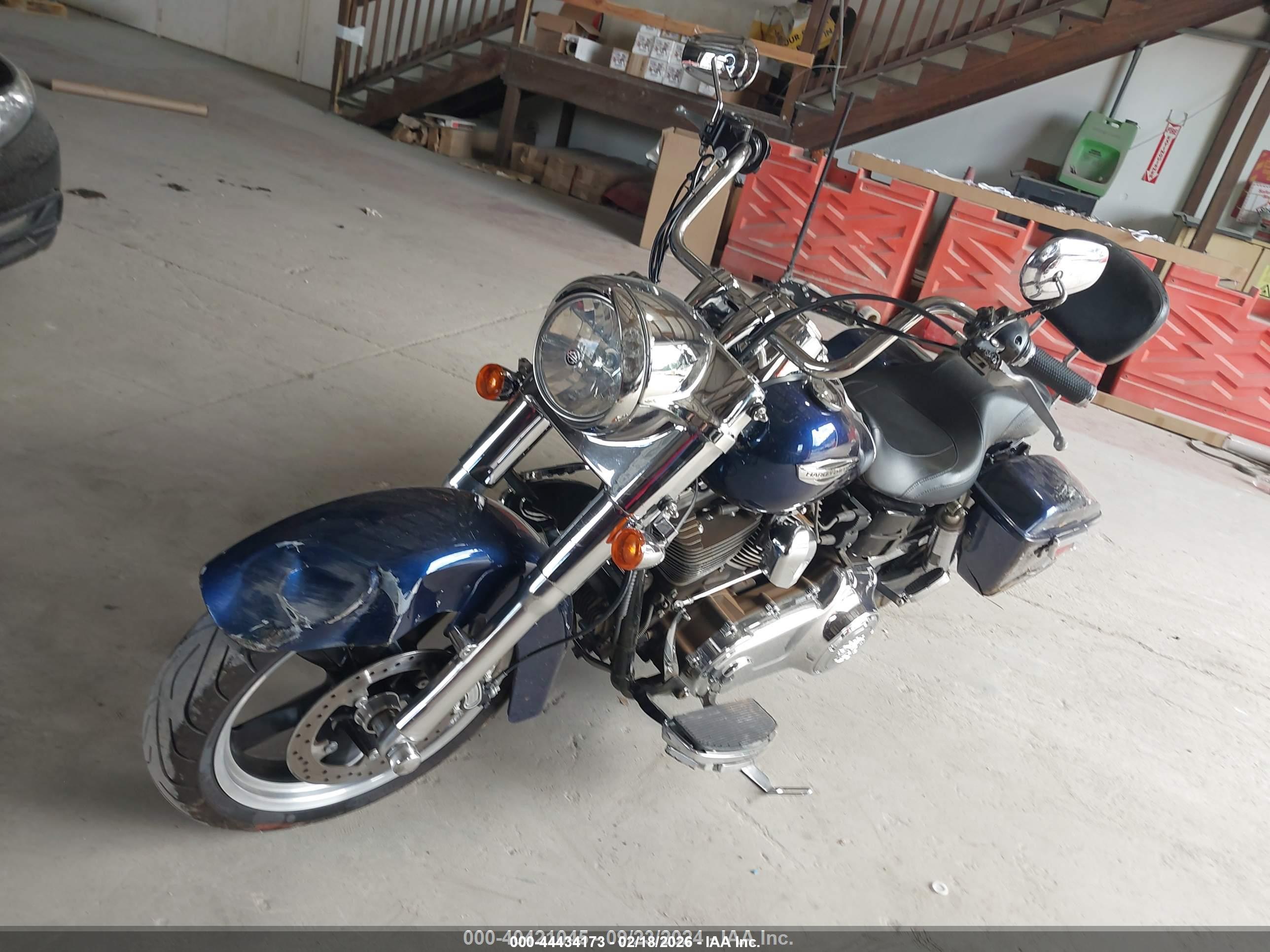 HARLEY-DAVIDSON FLD image 2