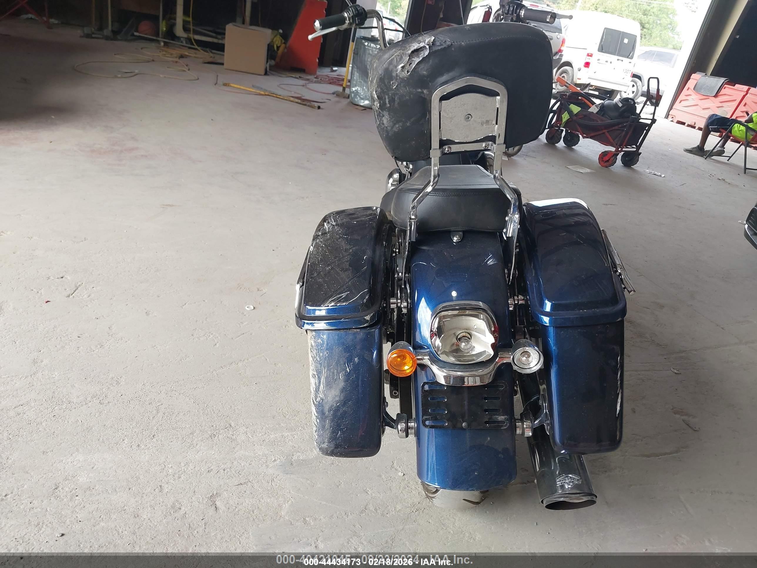 HARLEY-DAVIDSON FLD image 6