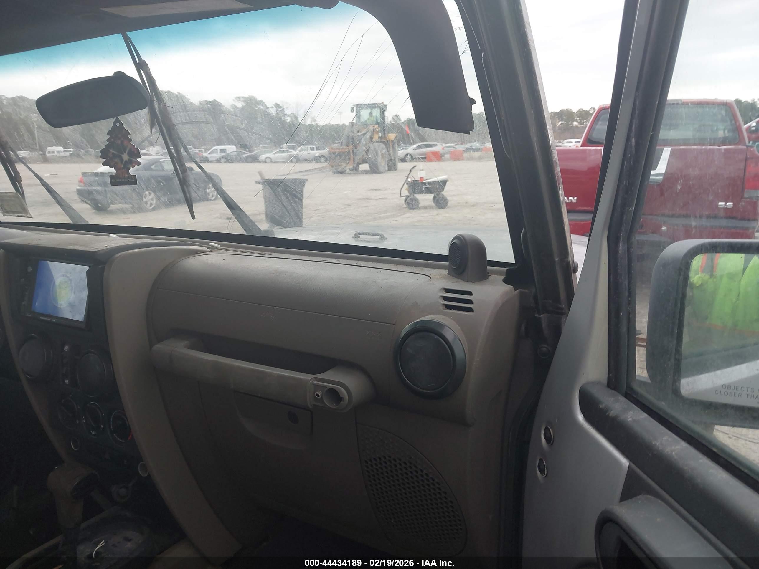 JEEP WRANGLER image 5