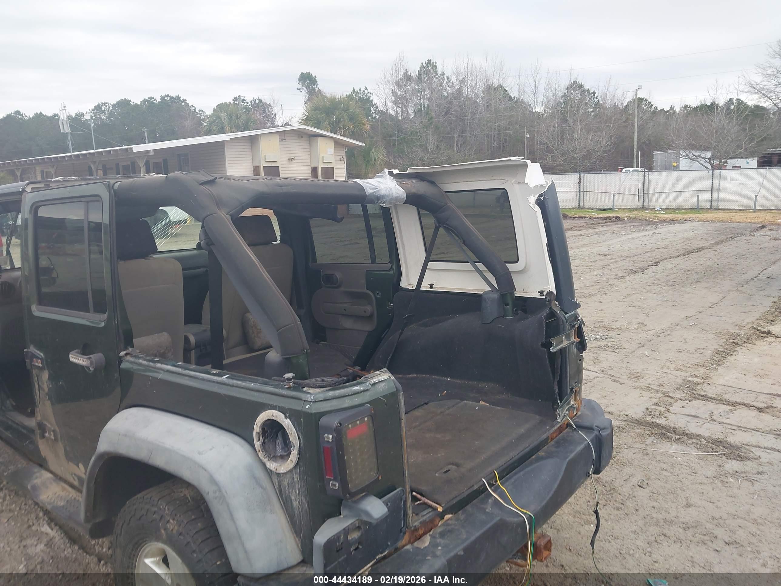 JEEP WRANGLER image 6