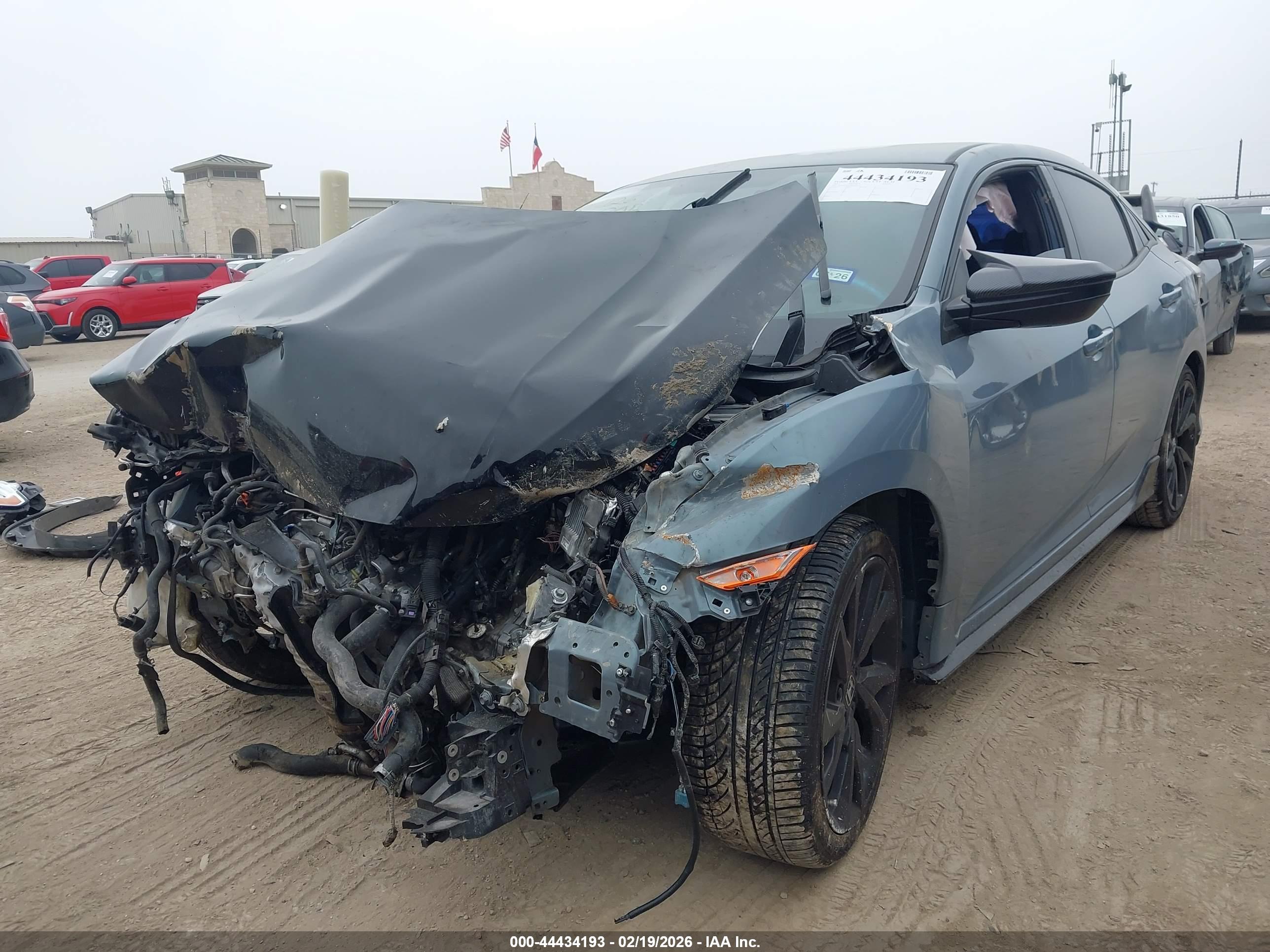 HONDA CIVIC image 6