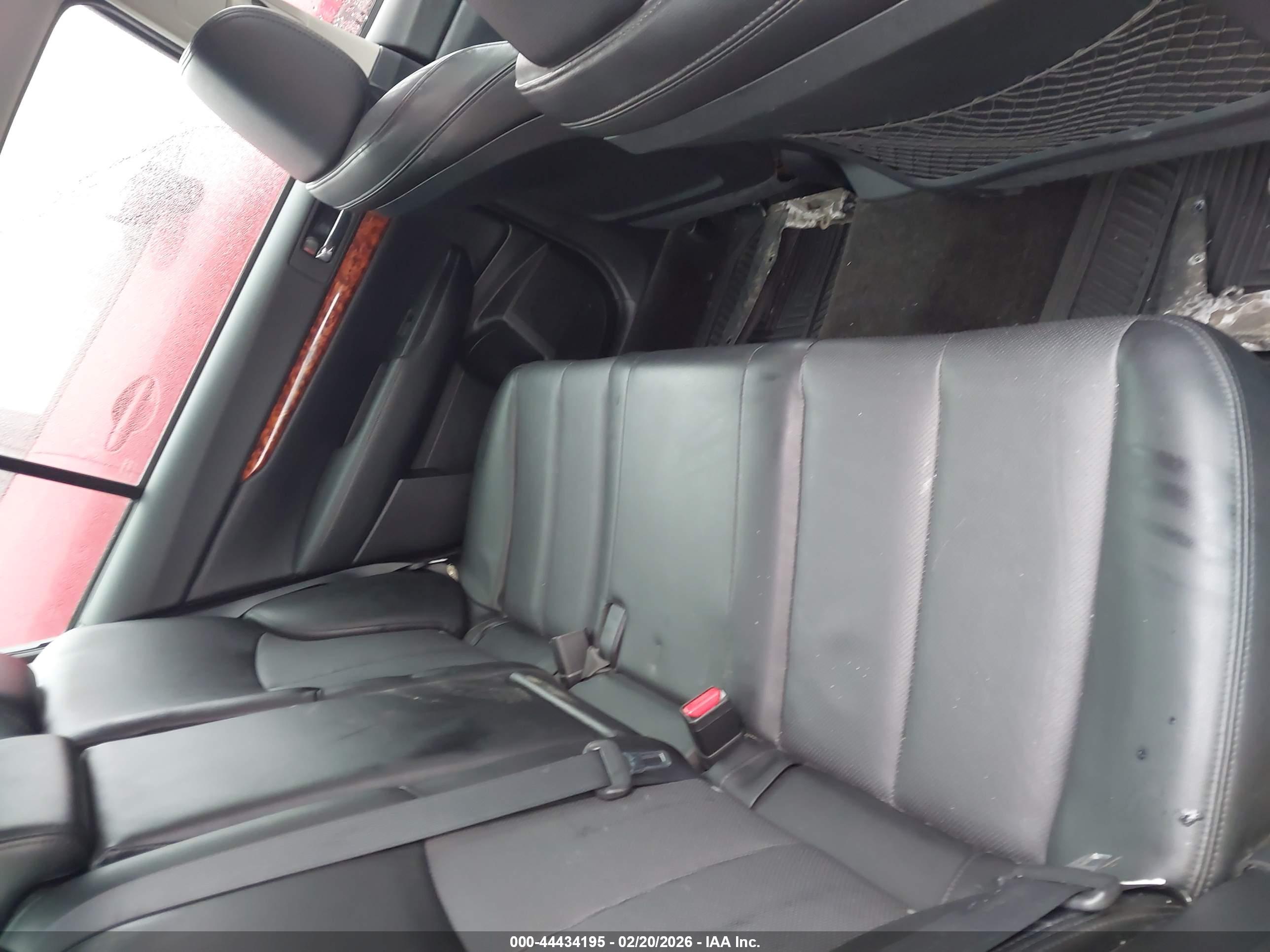SUBARU LEGACY image 8