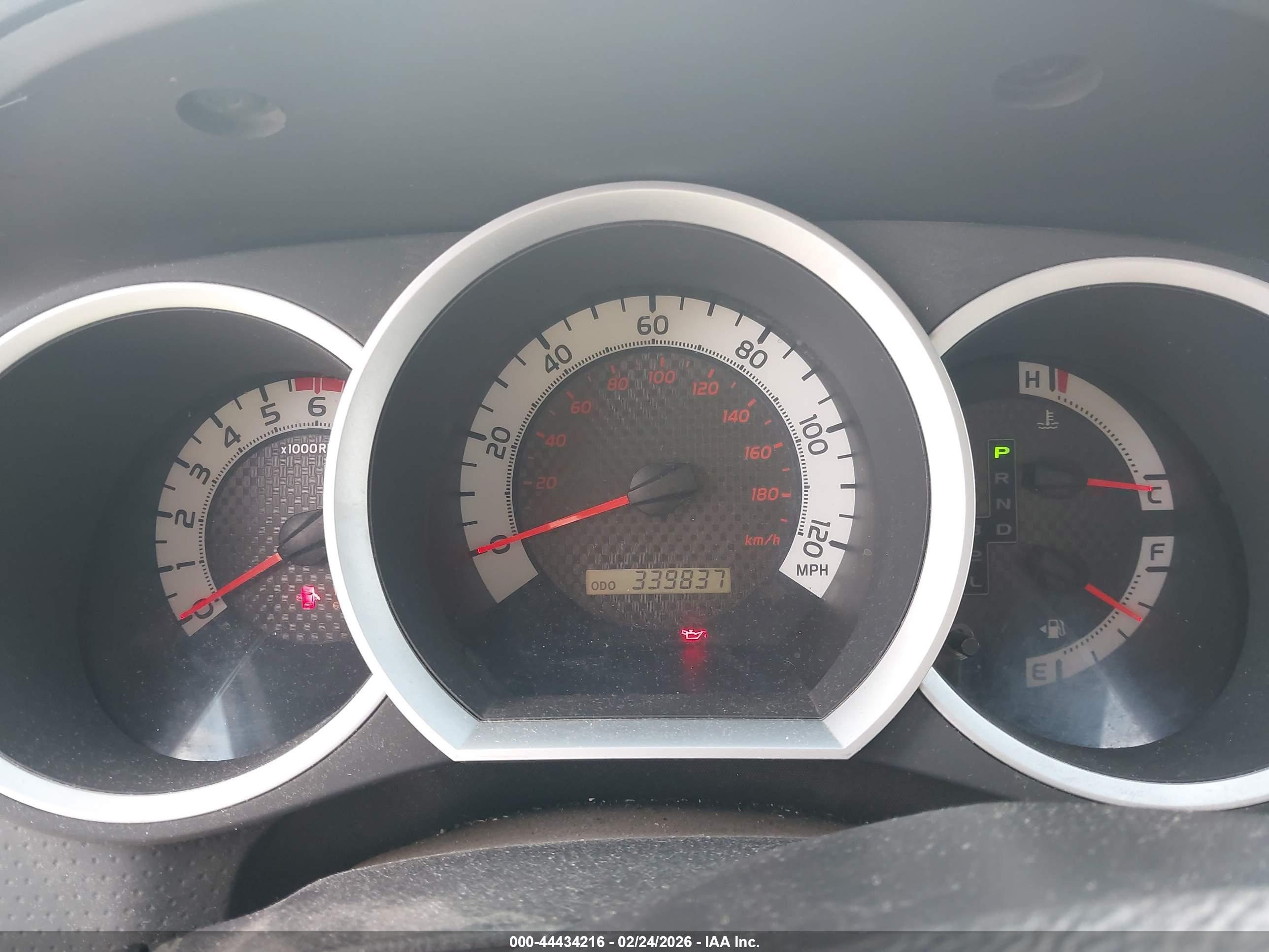 TOYOTA TACOMA image 7