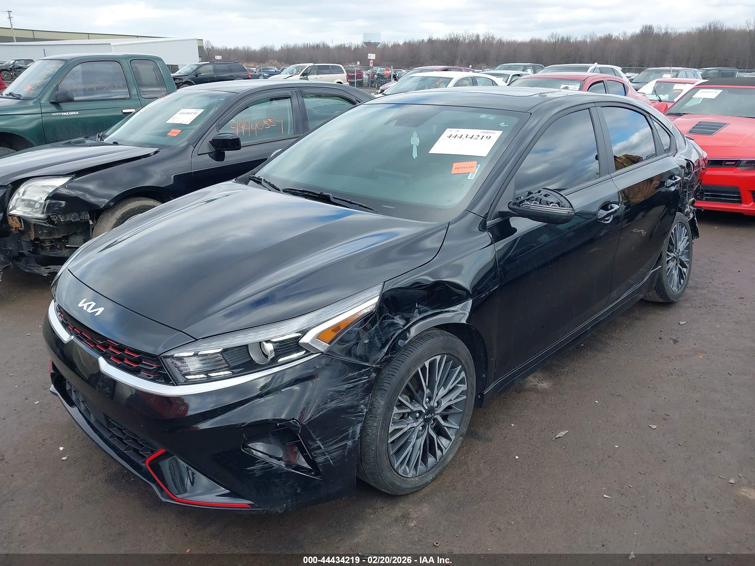 KIA FORTE image 2