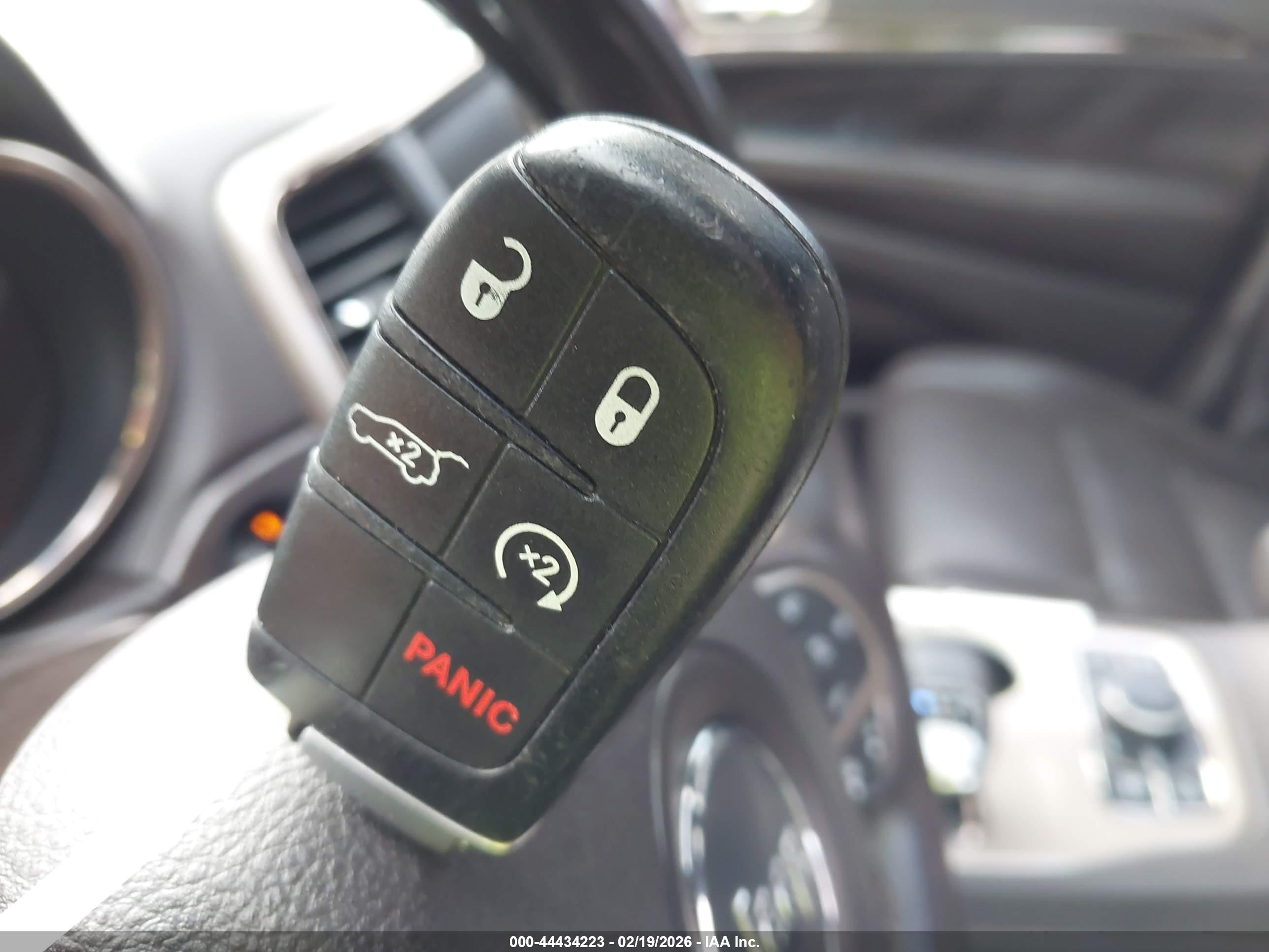 JEEP GRAND image 11