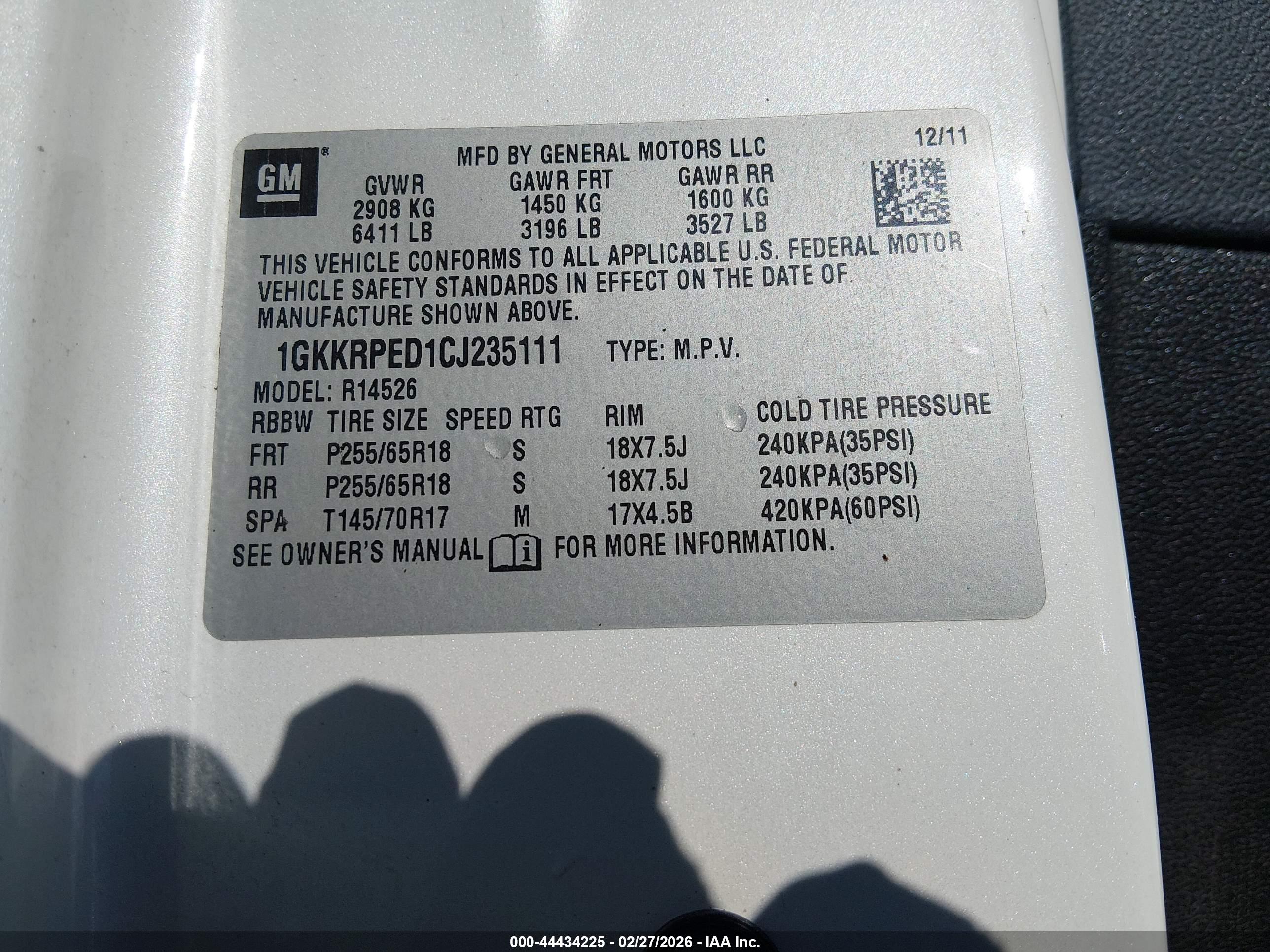 GMC ACADIA image 9