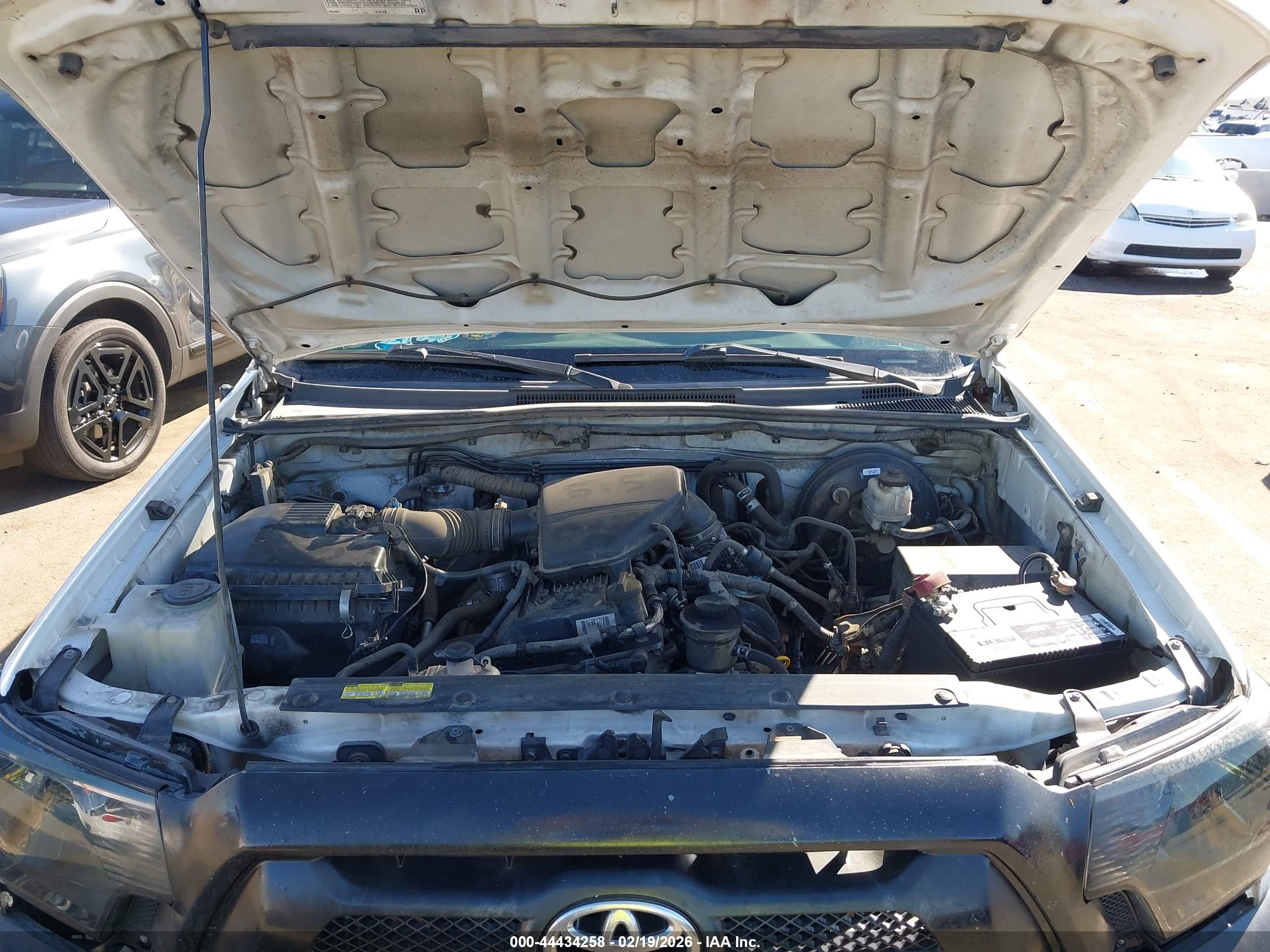 TOYOTA TACOMA image 10