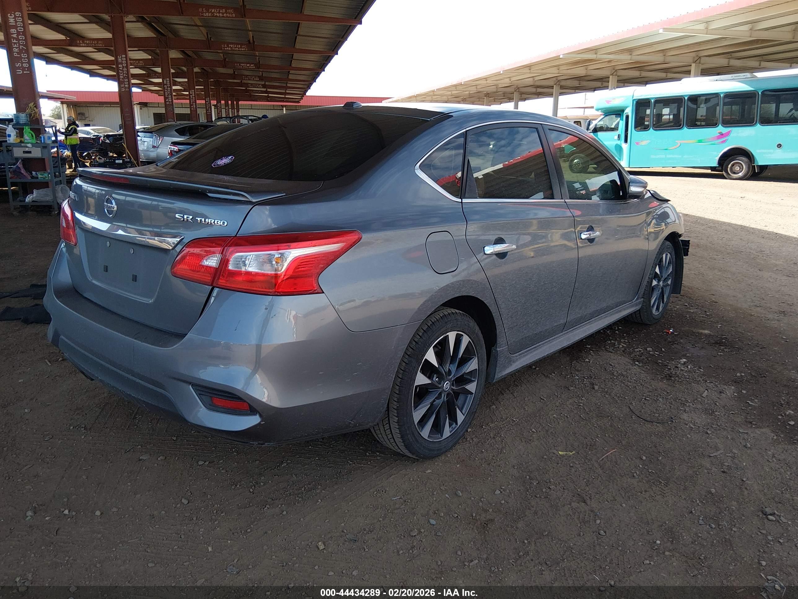 NISSAN SENTRA image 4