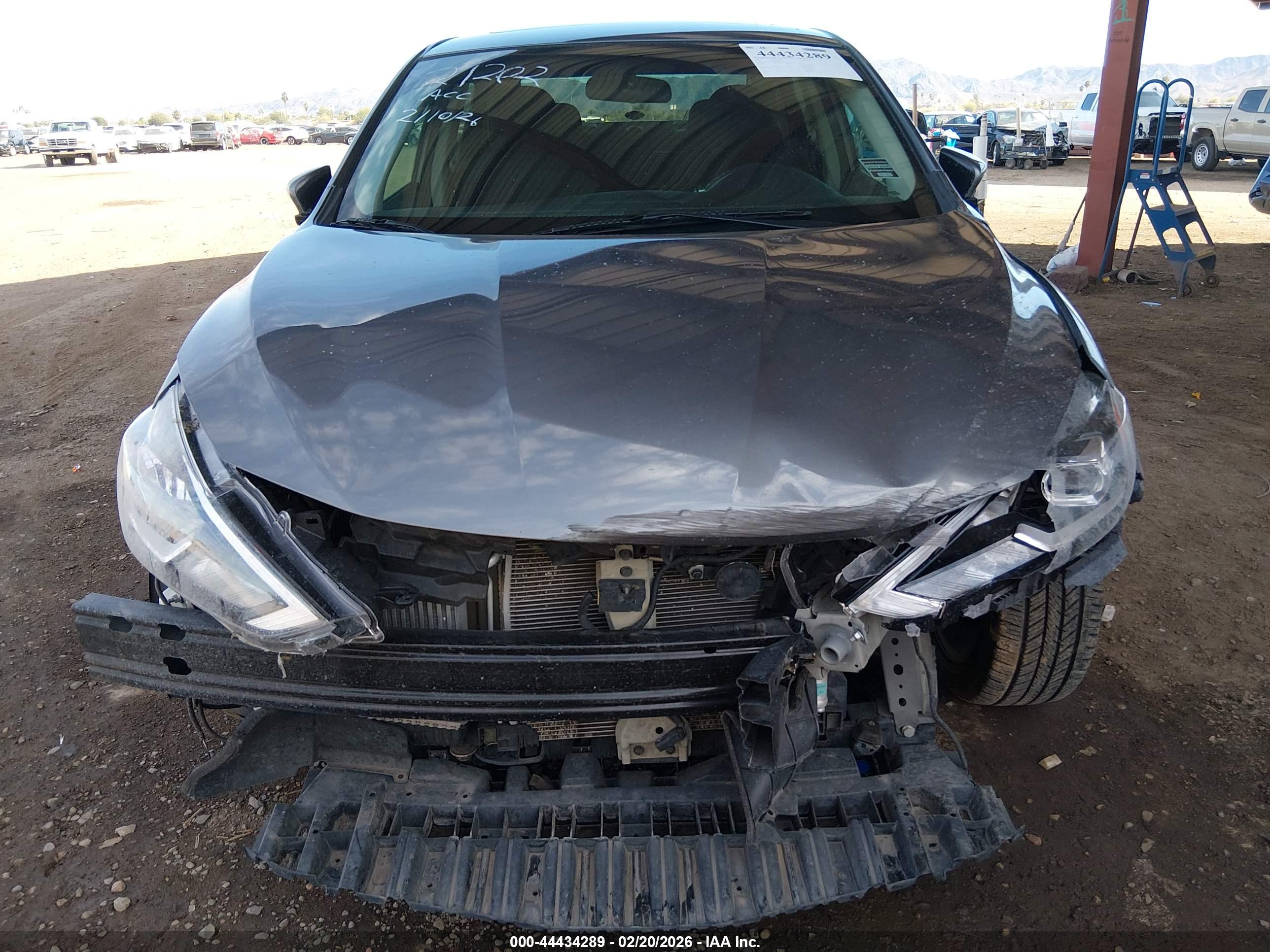 NISSAN SENTRA image 6