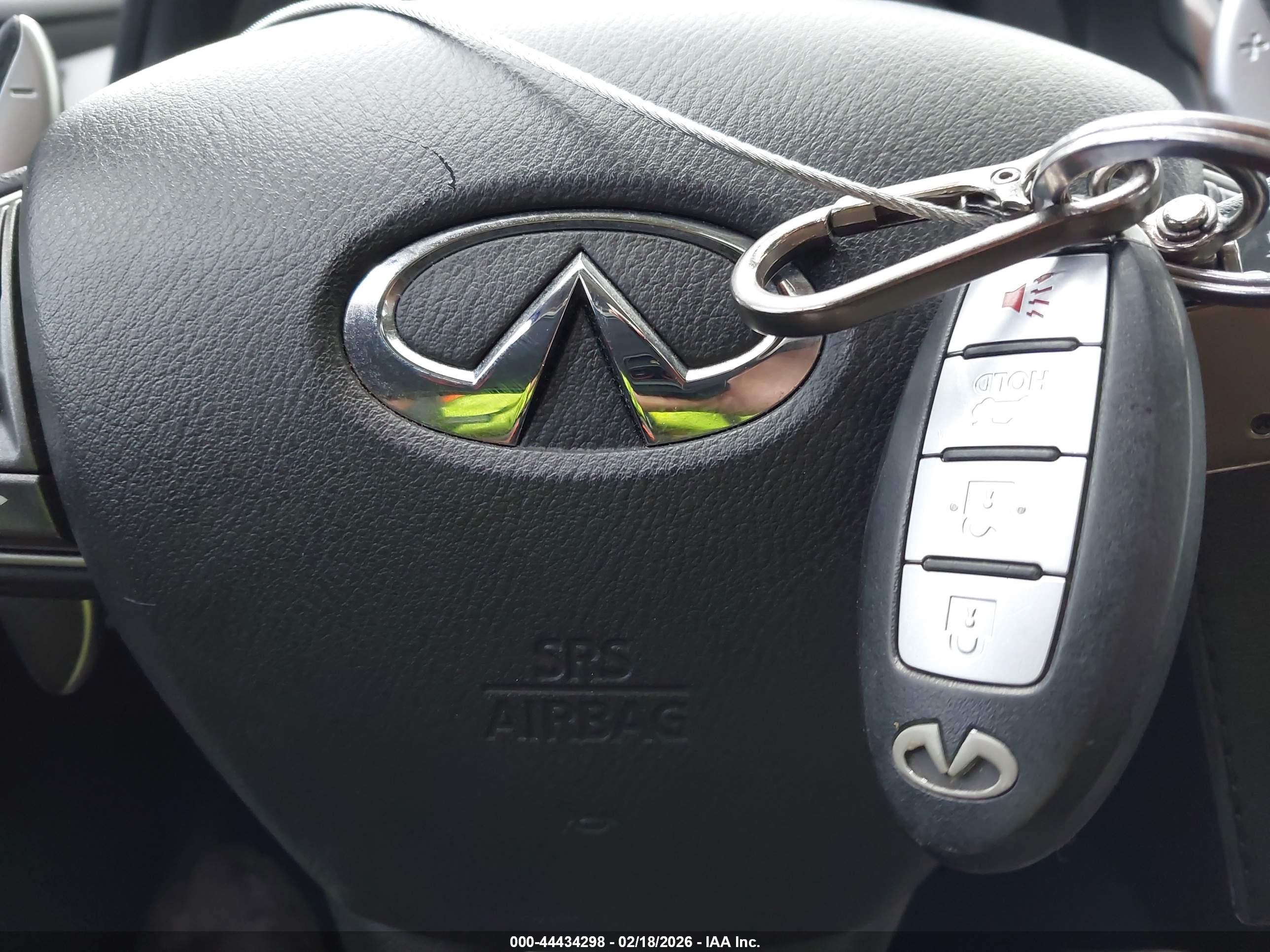INFINITI Q50 image 11