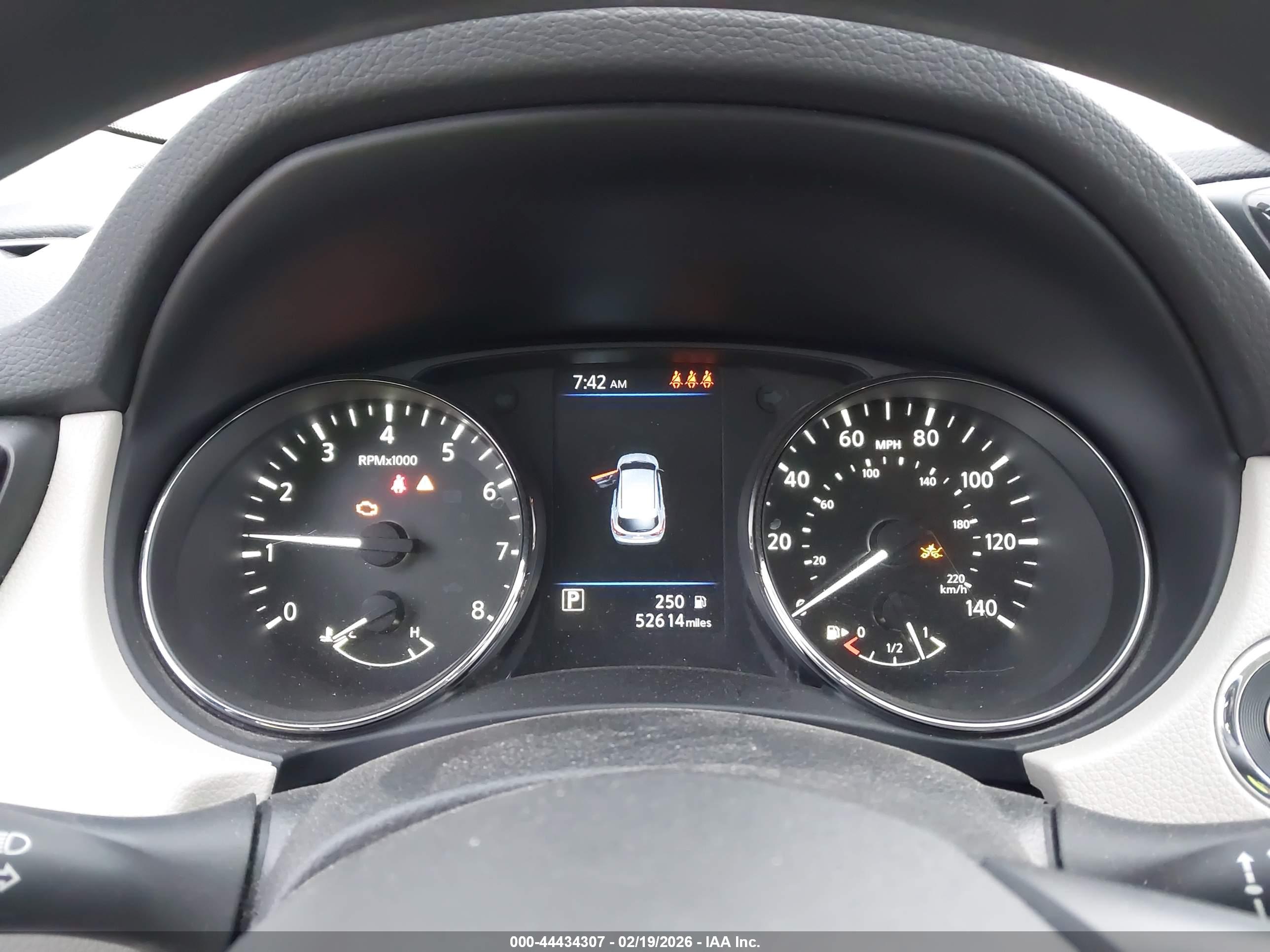 NISSAN ROGUE image 7