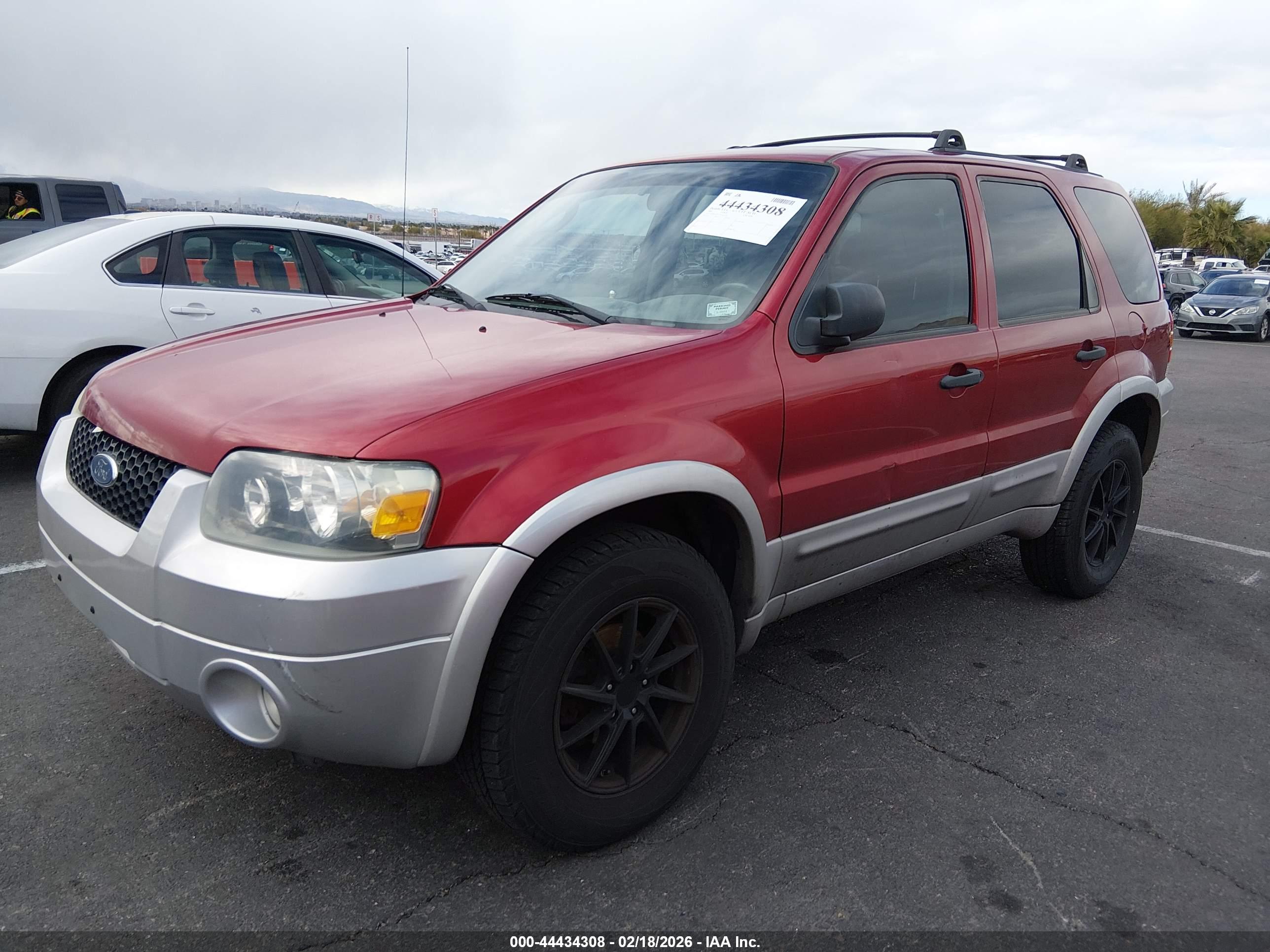 FORD ESCAPE image 2
