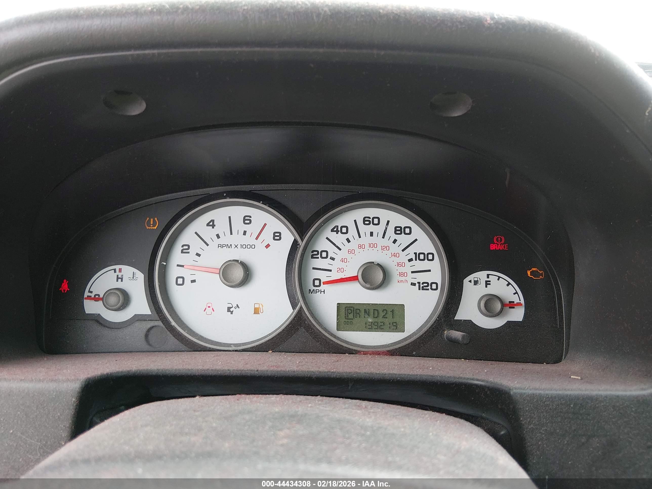 FORD ESCAPE image 7