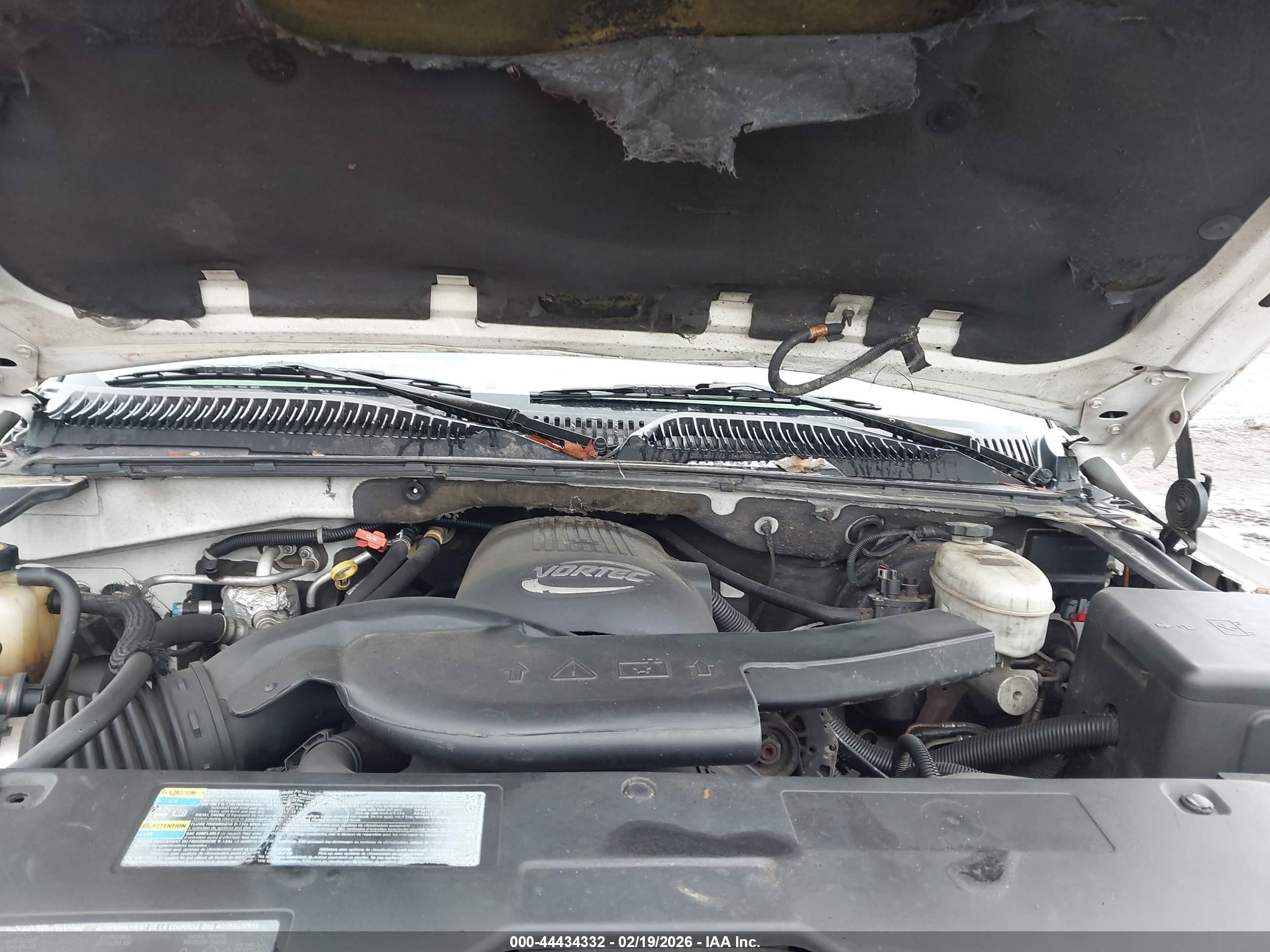CHEVROLET TAHOE image 10