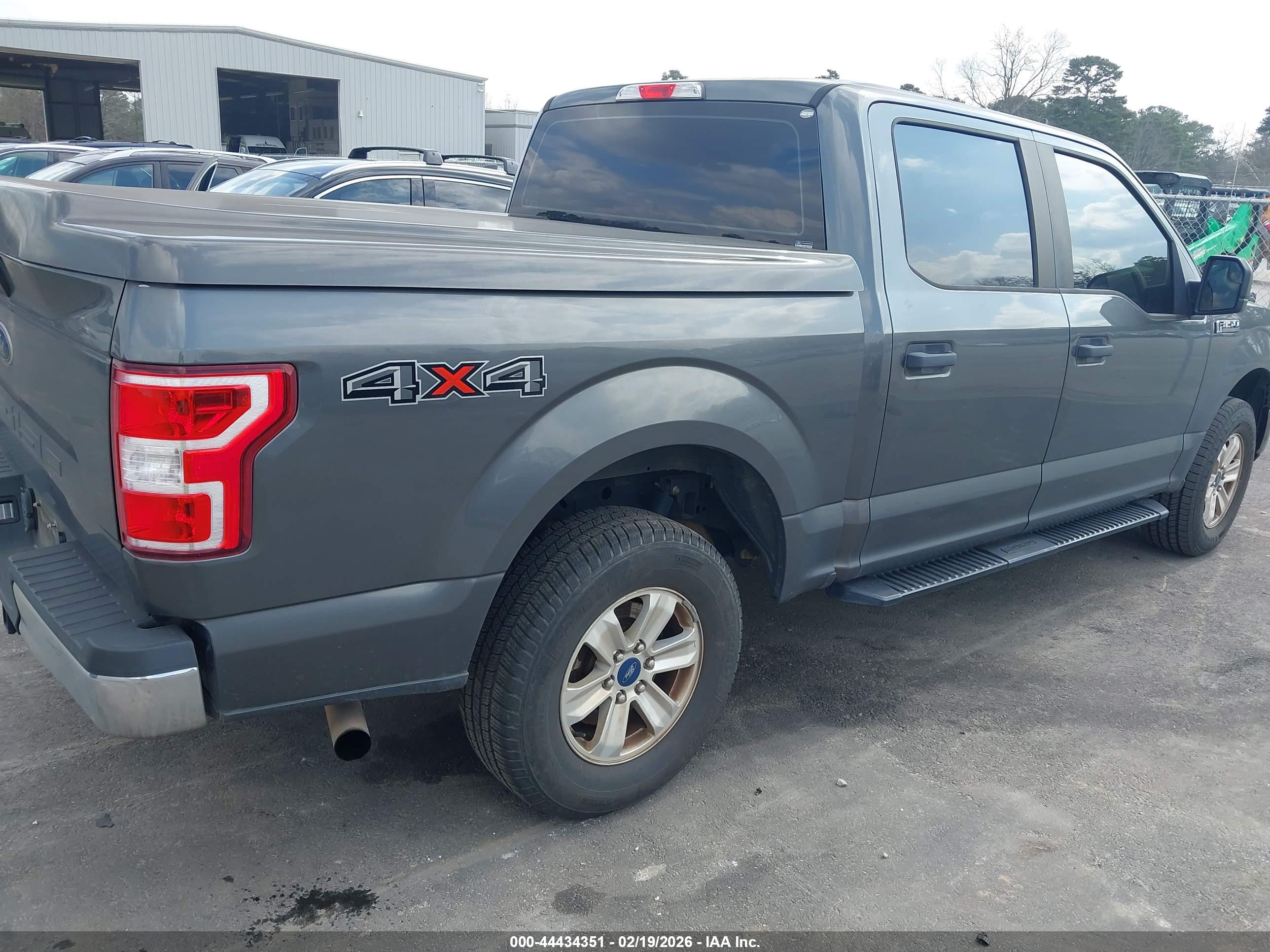 FORD F-150 image 4