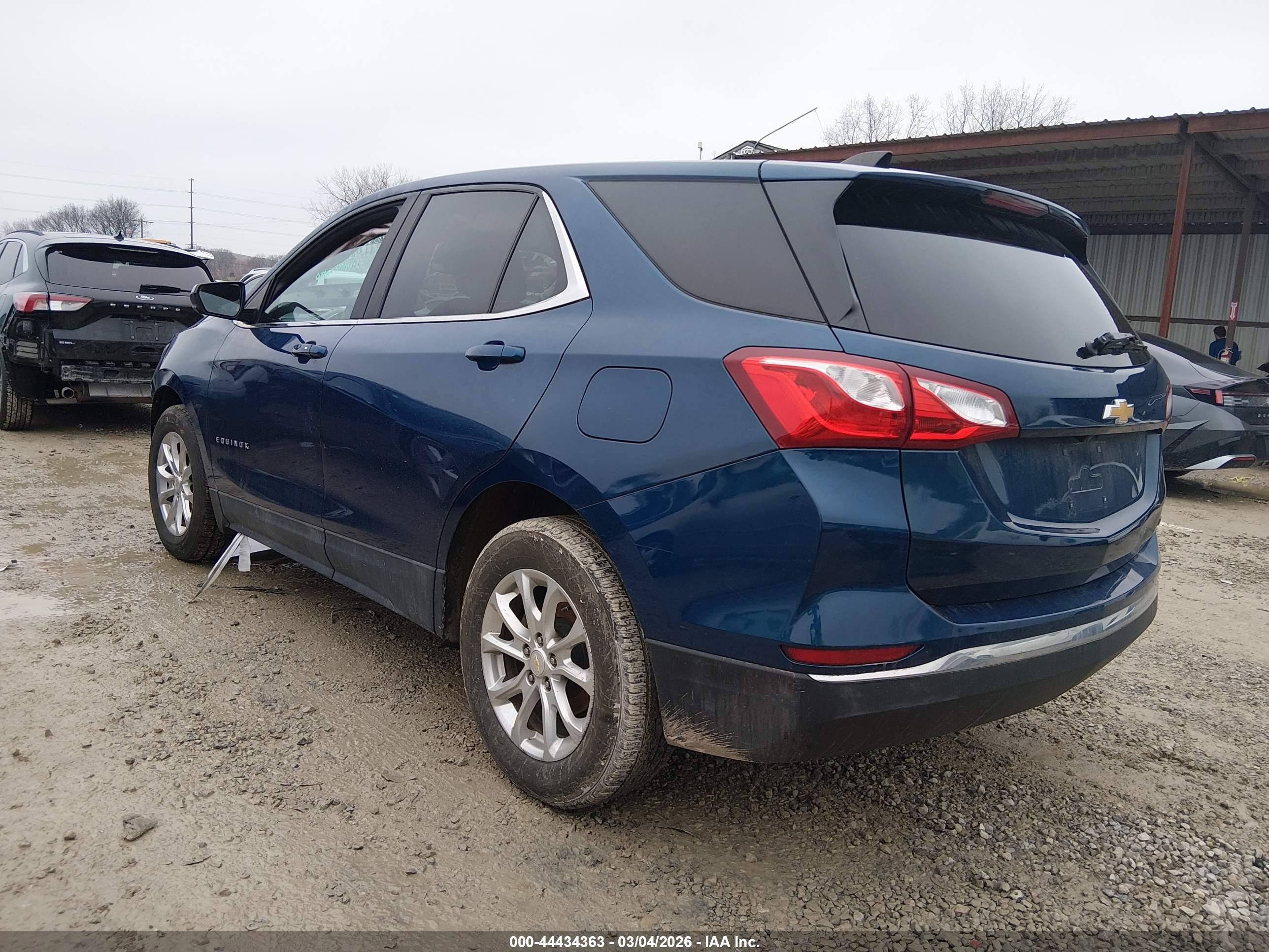 CHEVROLET EQUINOX image 3