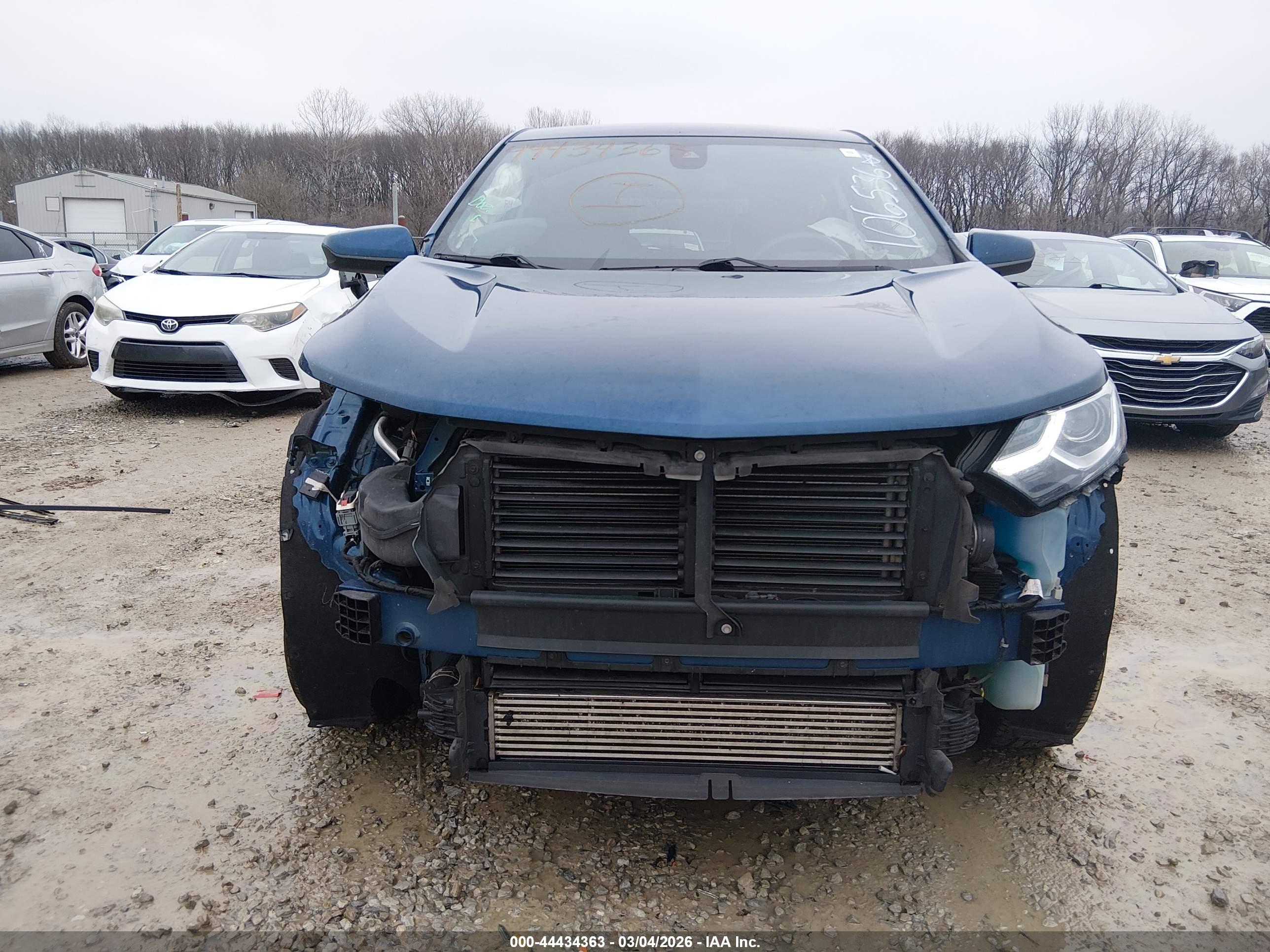 CHEVROLET EQUINOX image 6