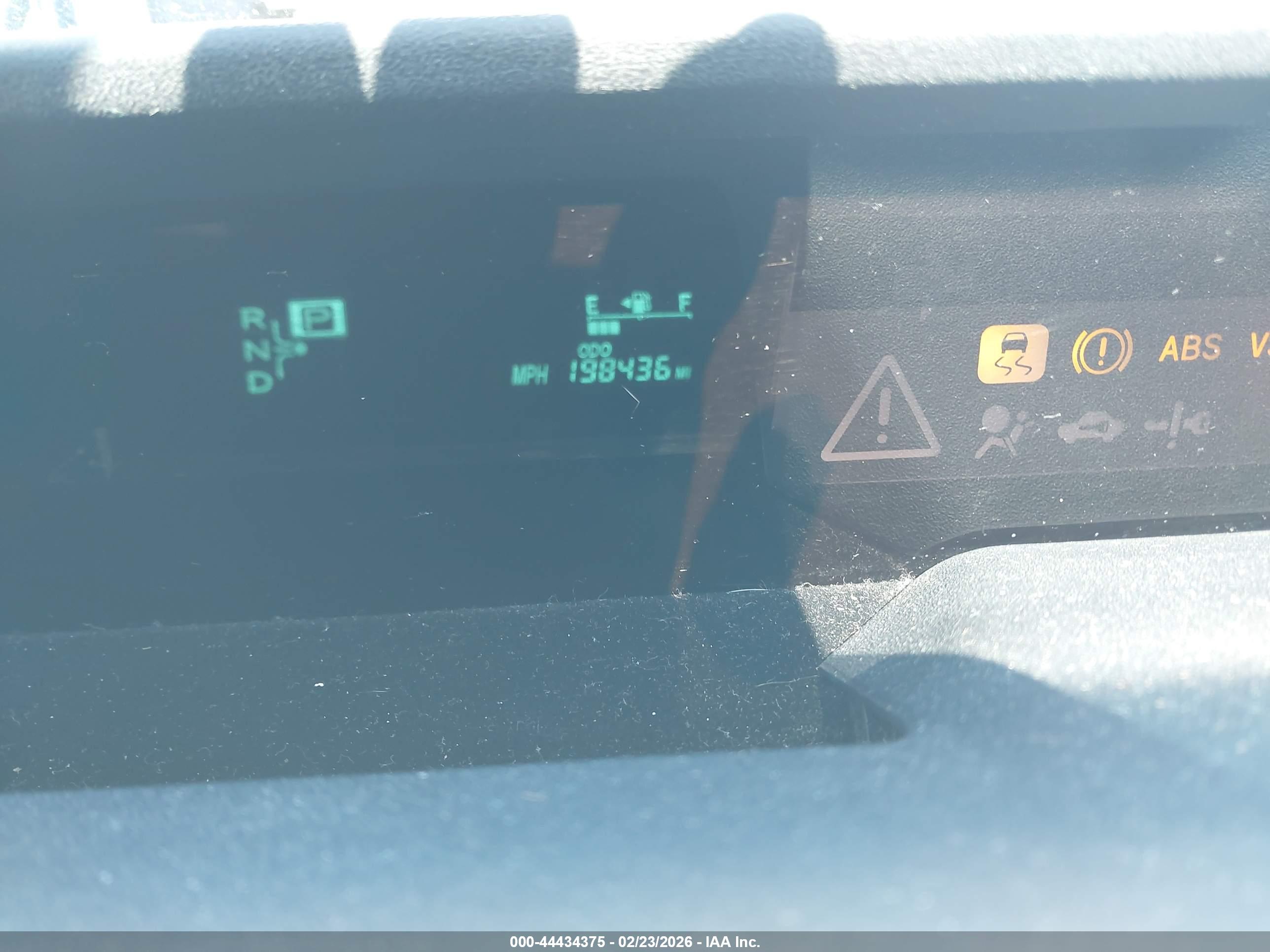TOYOTA PRIUS image 7