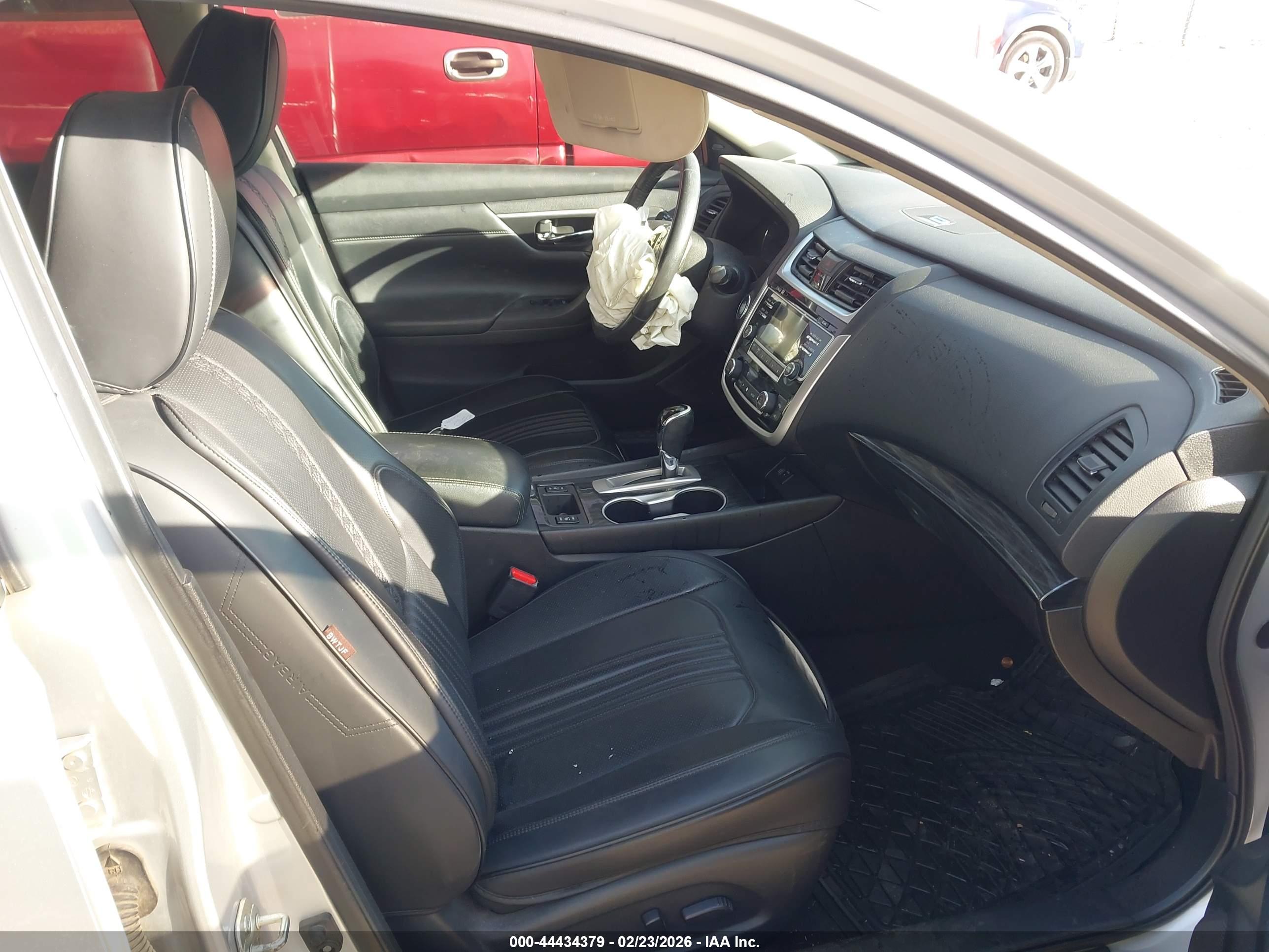 NISSAN ALTIMA image 5