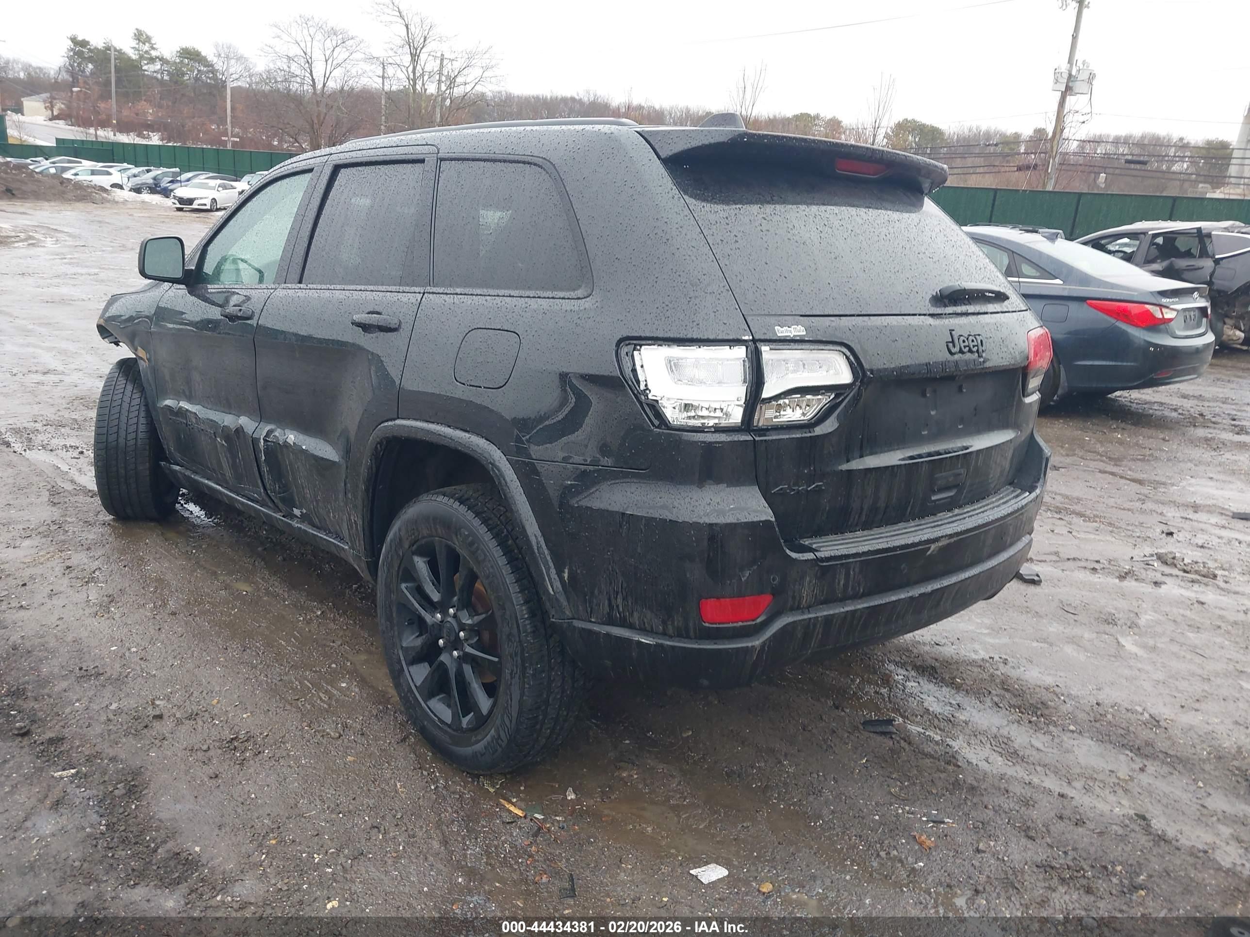 JEEP GRAND image 3