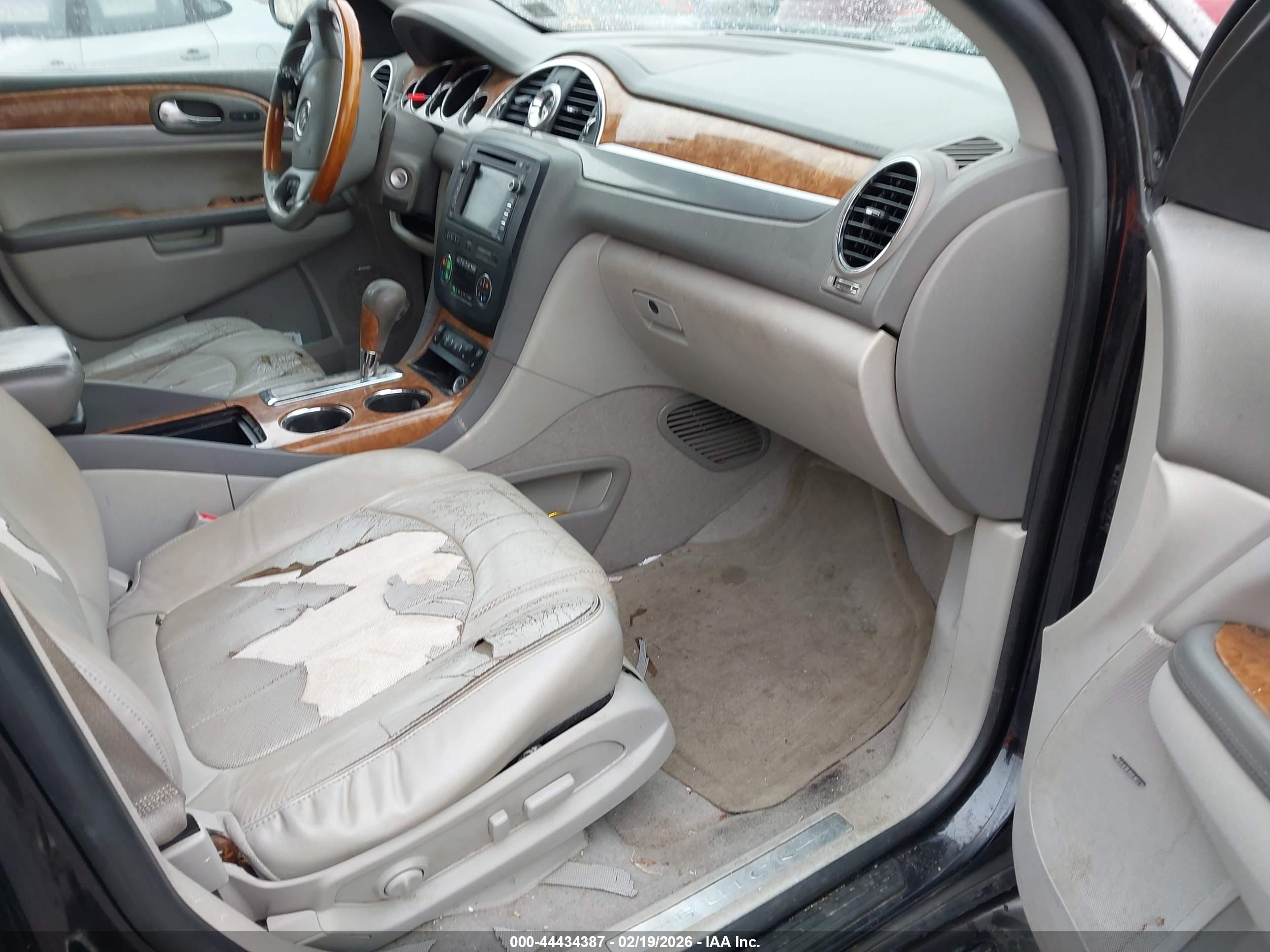 BUICK ENCLAVE image 5