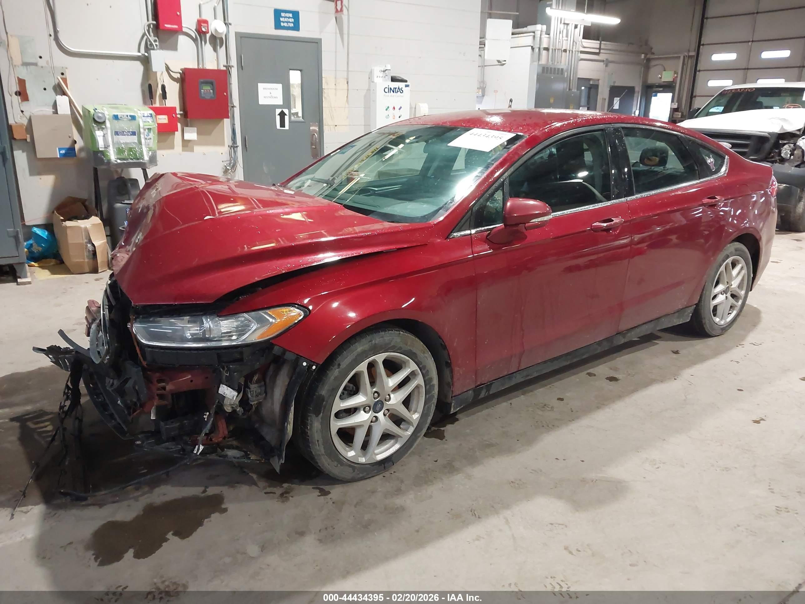 FORD FUSION image 2