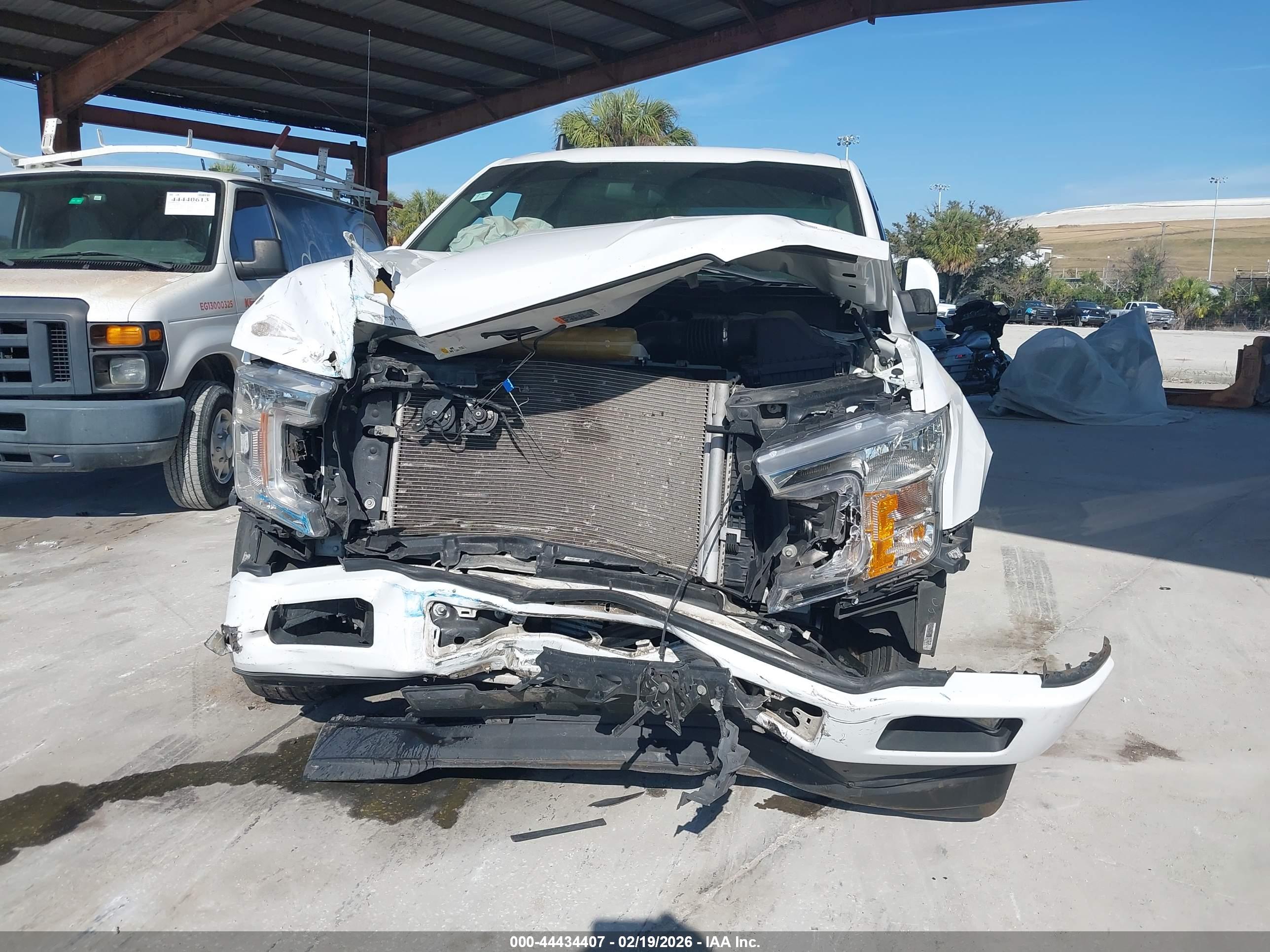FORD F-150 image 6