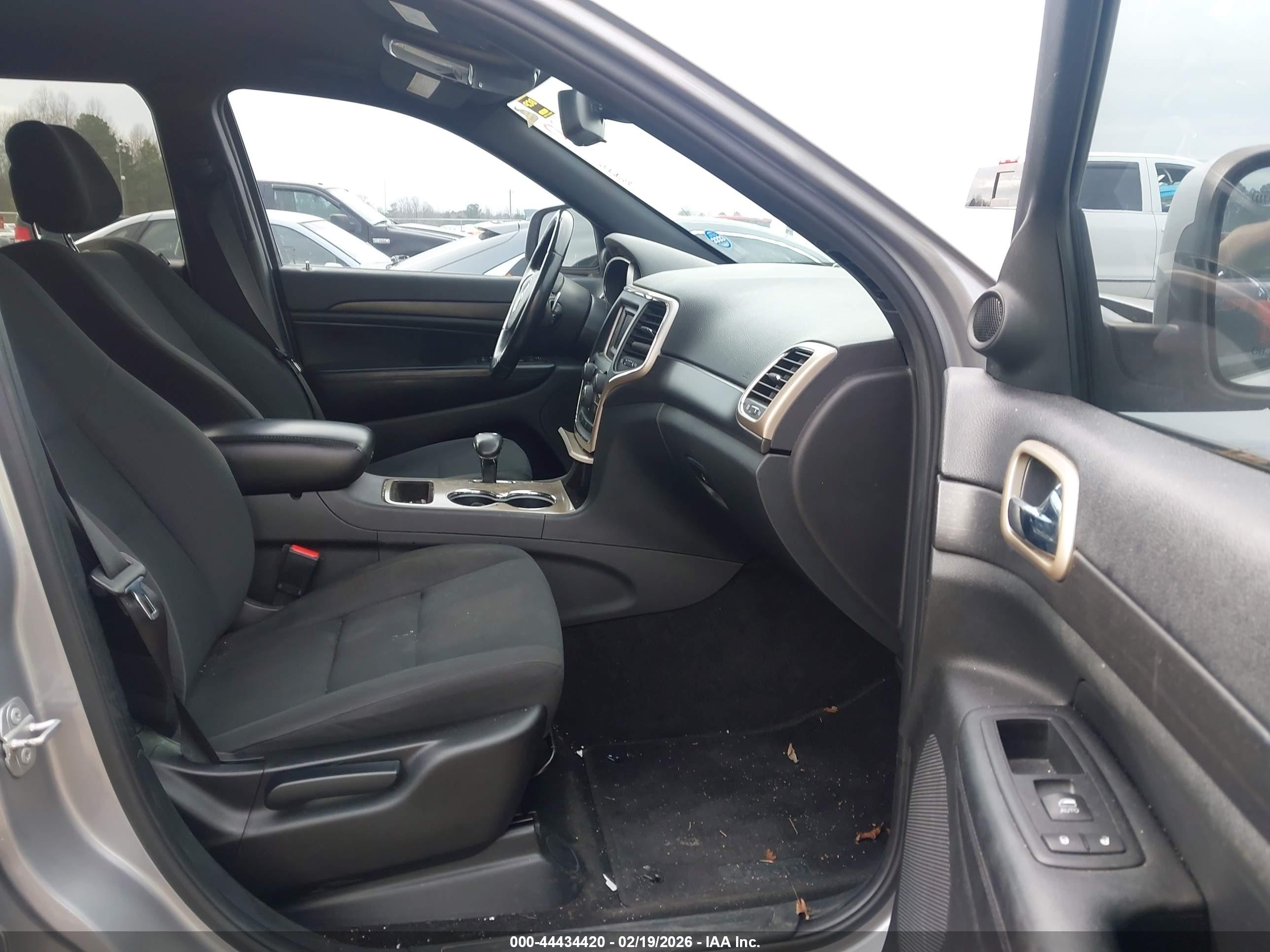 JEEP GRAND image 5