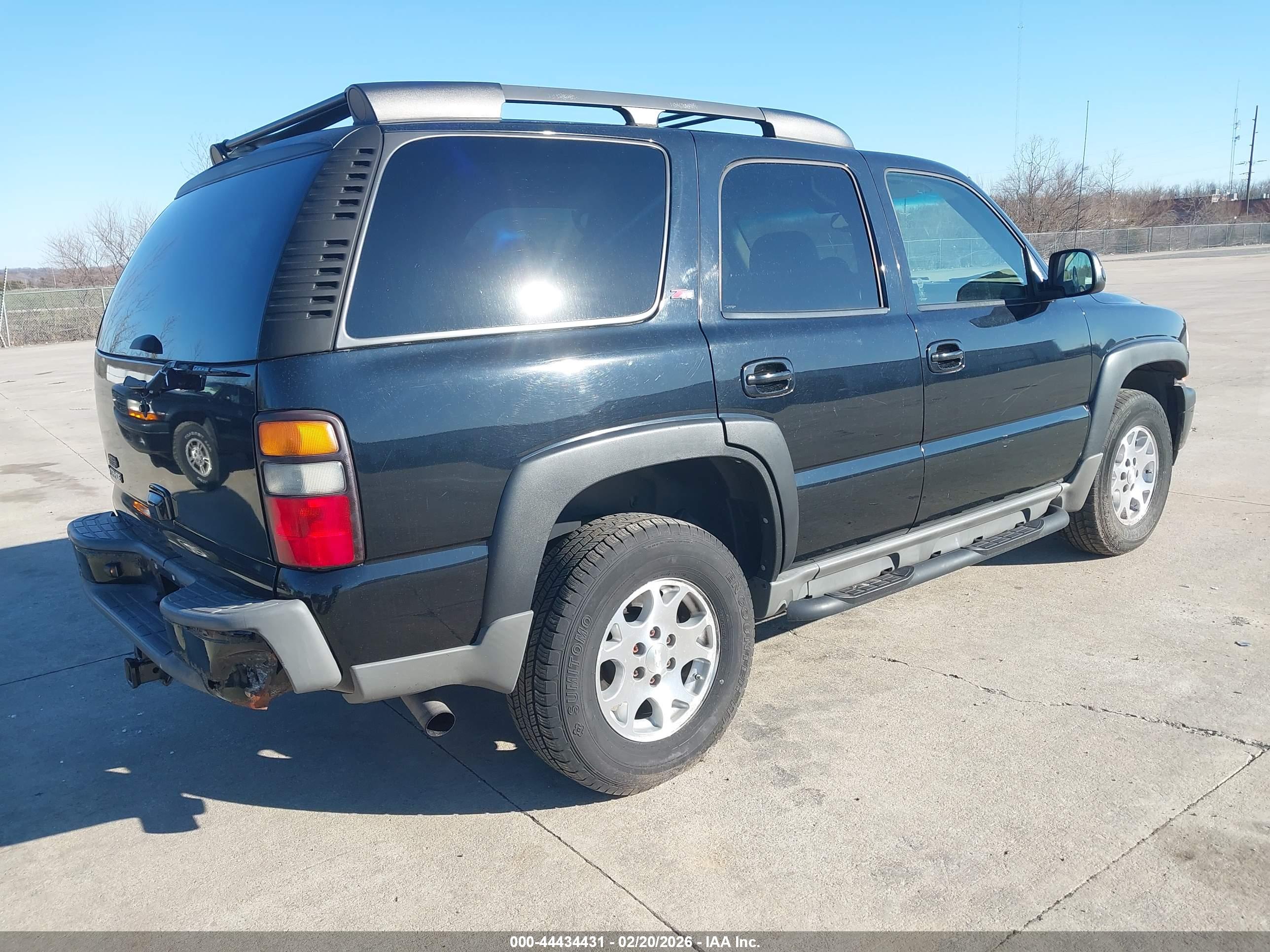 CHEVROLET TAHOE image 4