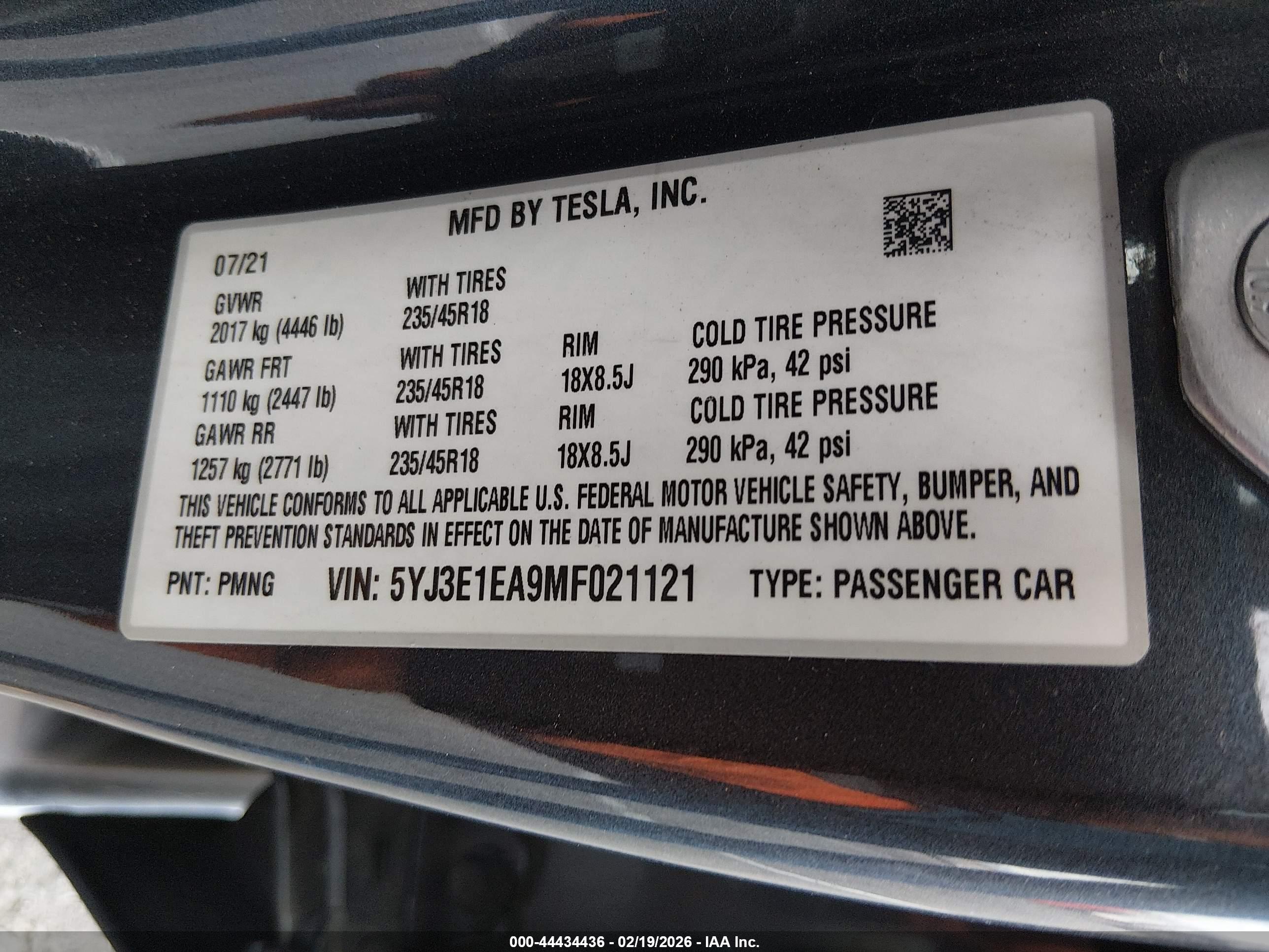 TESLA MODEL image 9