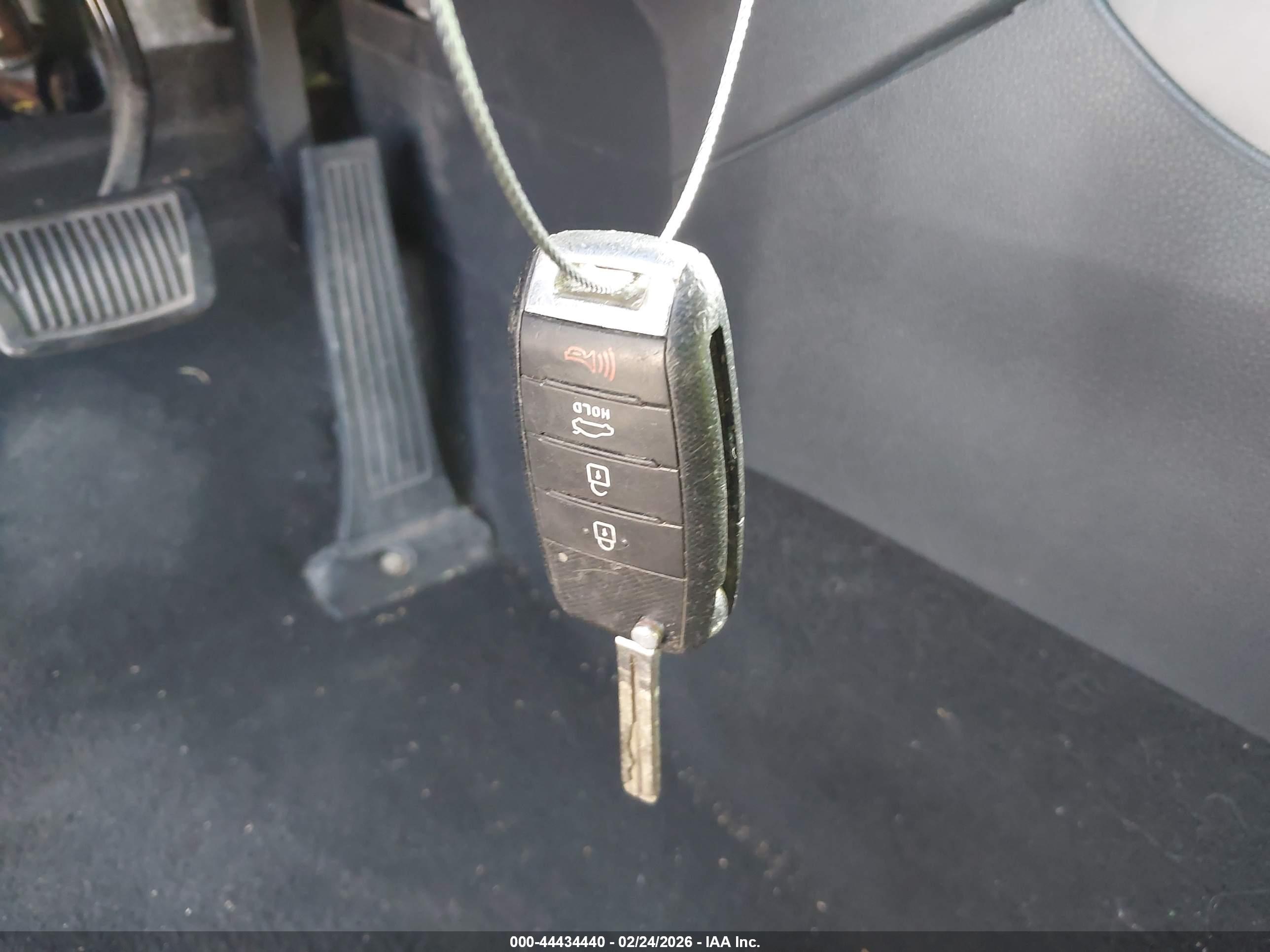 KIA OPTIMA image 11