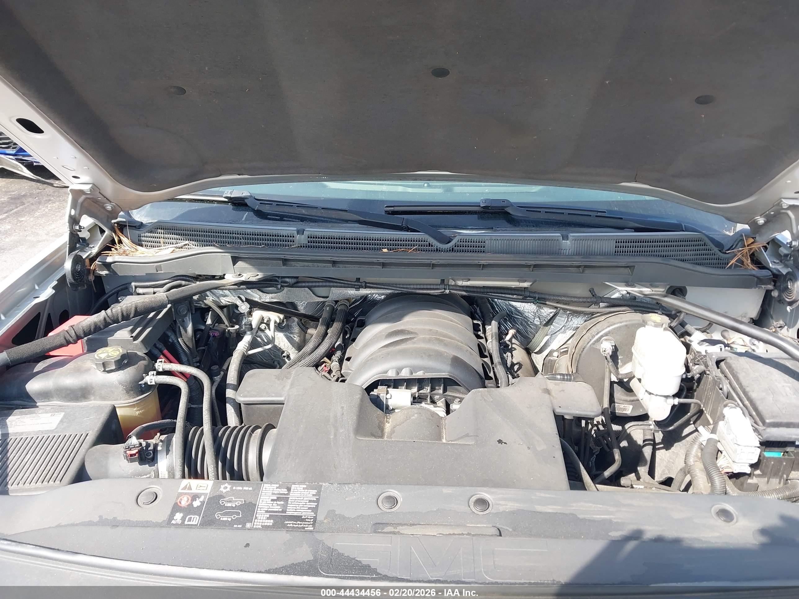 GMC SIERRA image 10