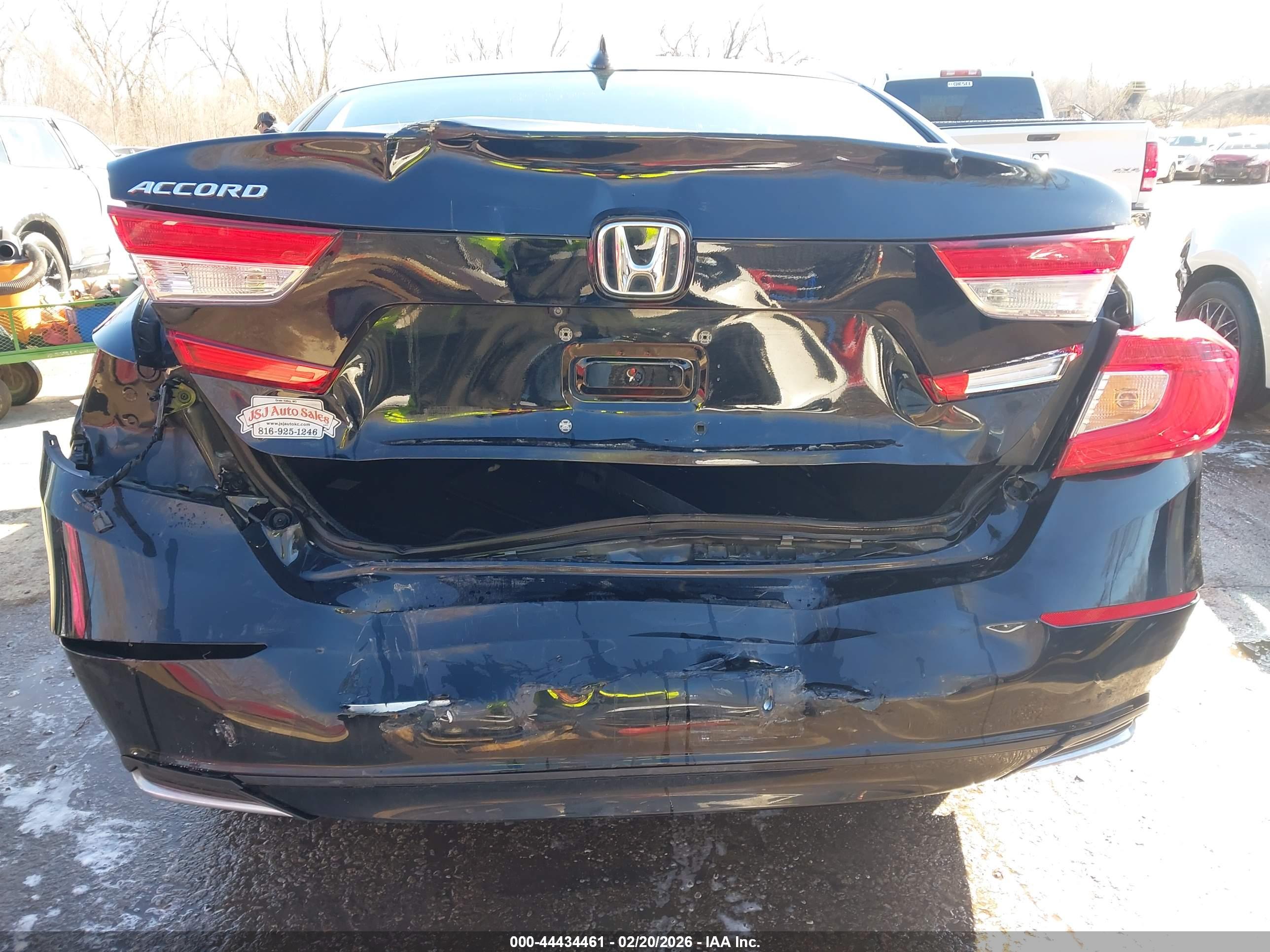 HONDA ACCORD image 6