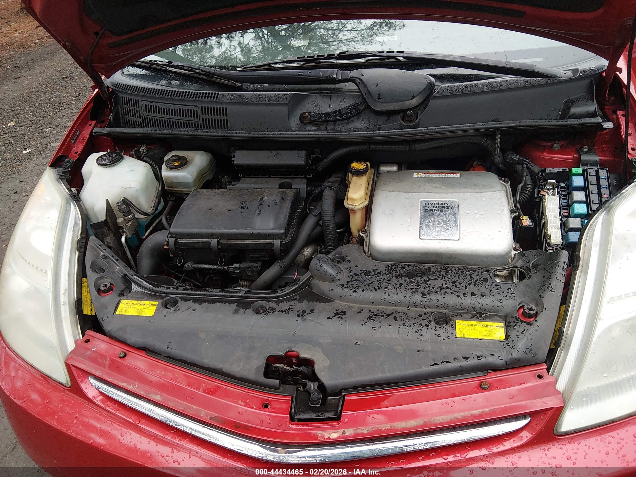 TOYOTA PRIUS image 10