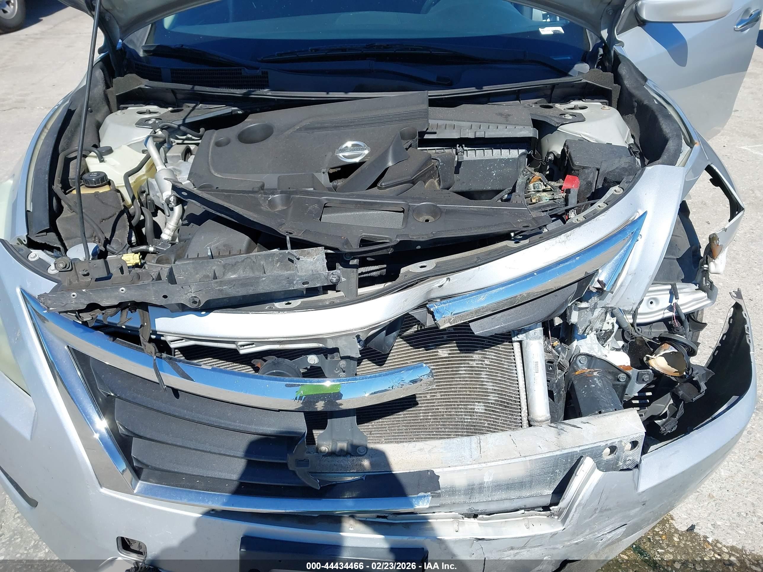 NISSAN ALTIMA image 10