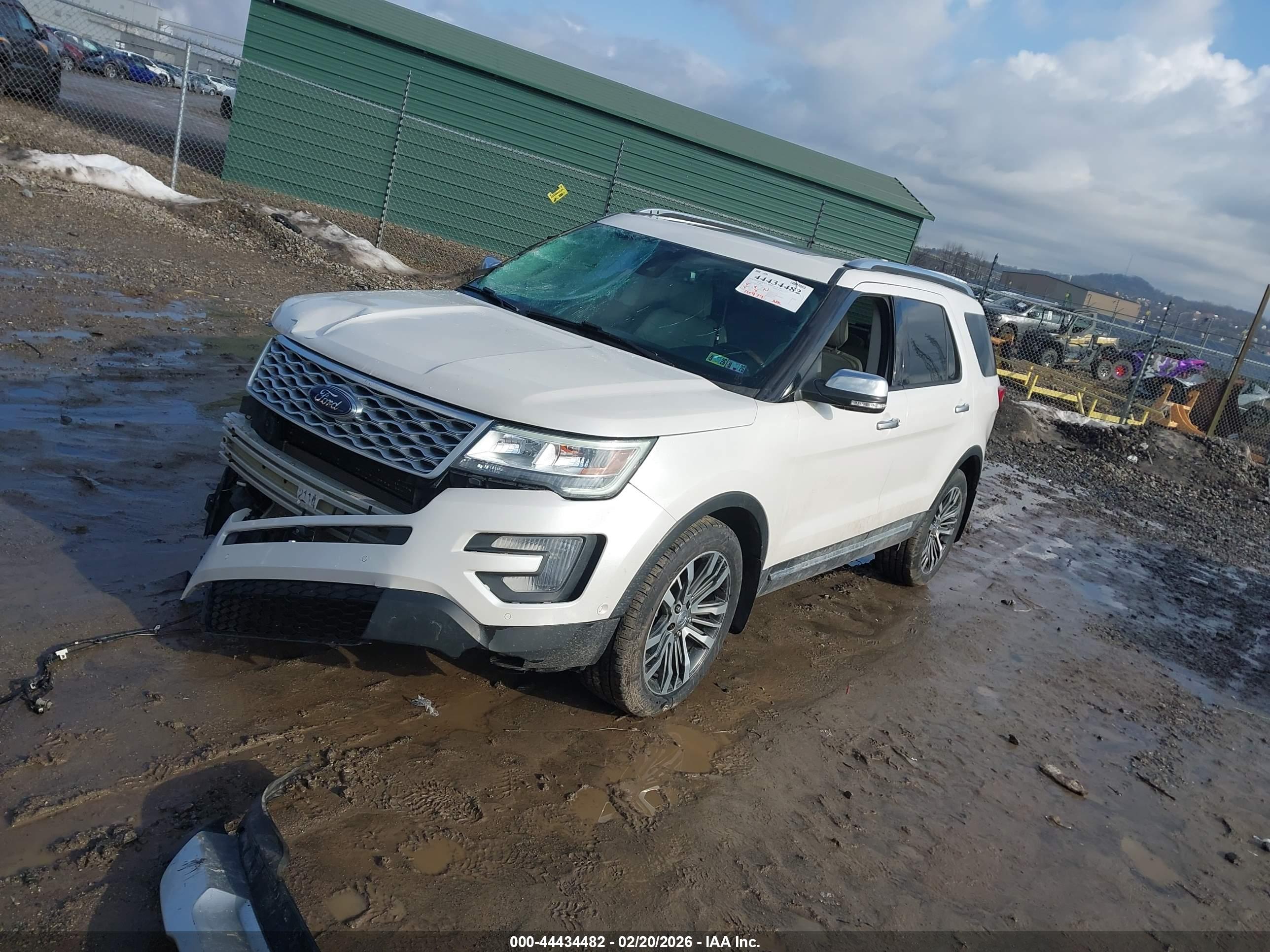 FORD EXPLORER image 2