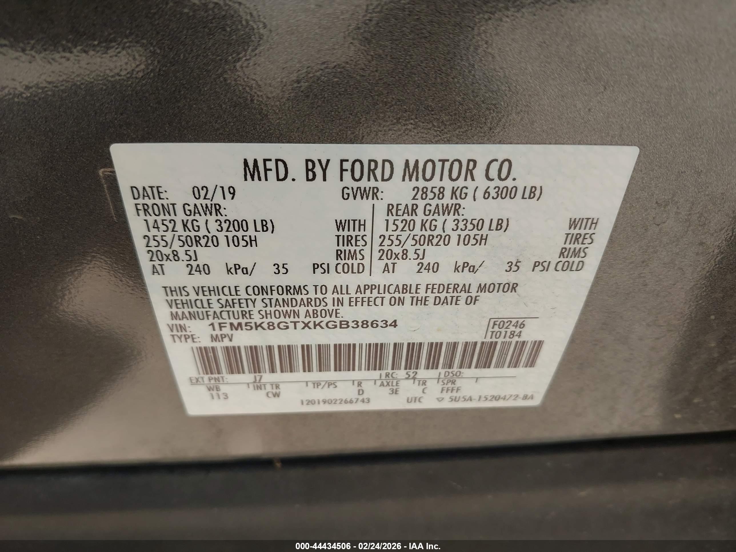 FORD EXPLORER image 9