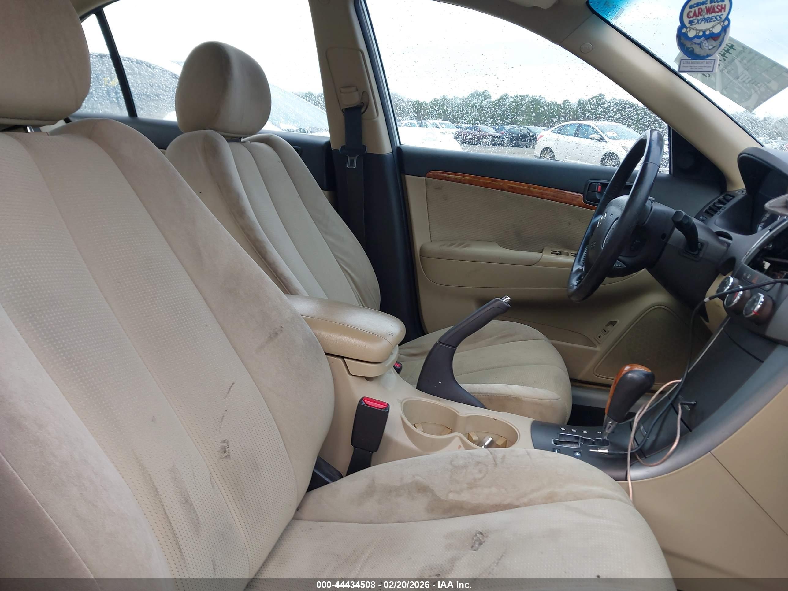 HYUNDAI SONATA image 5