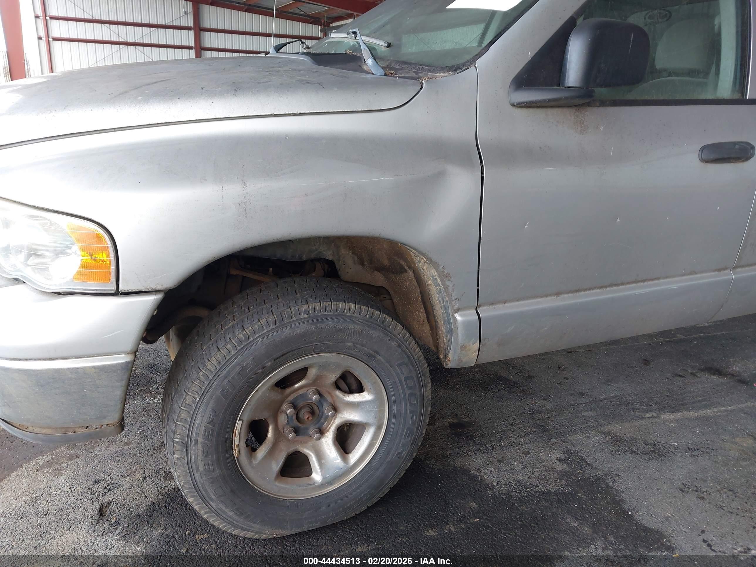 DODGE RAM image 6