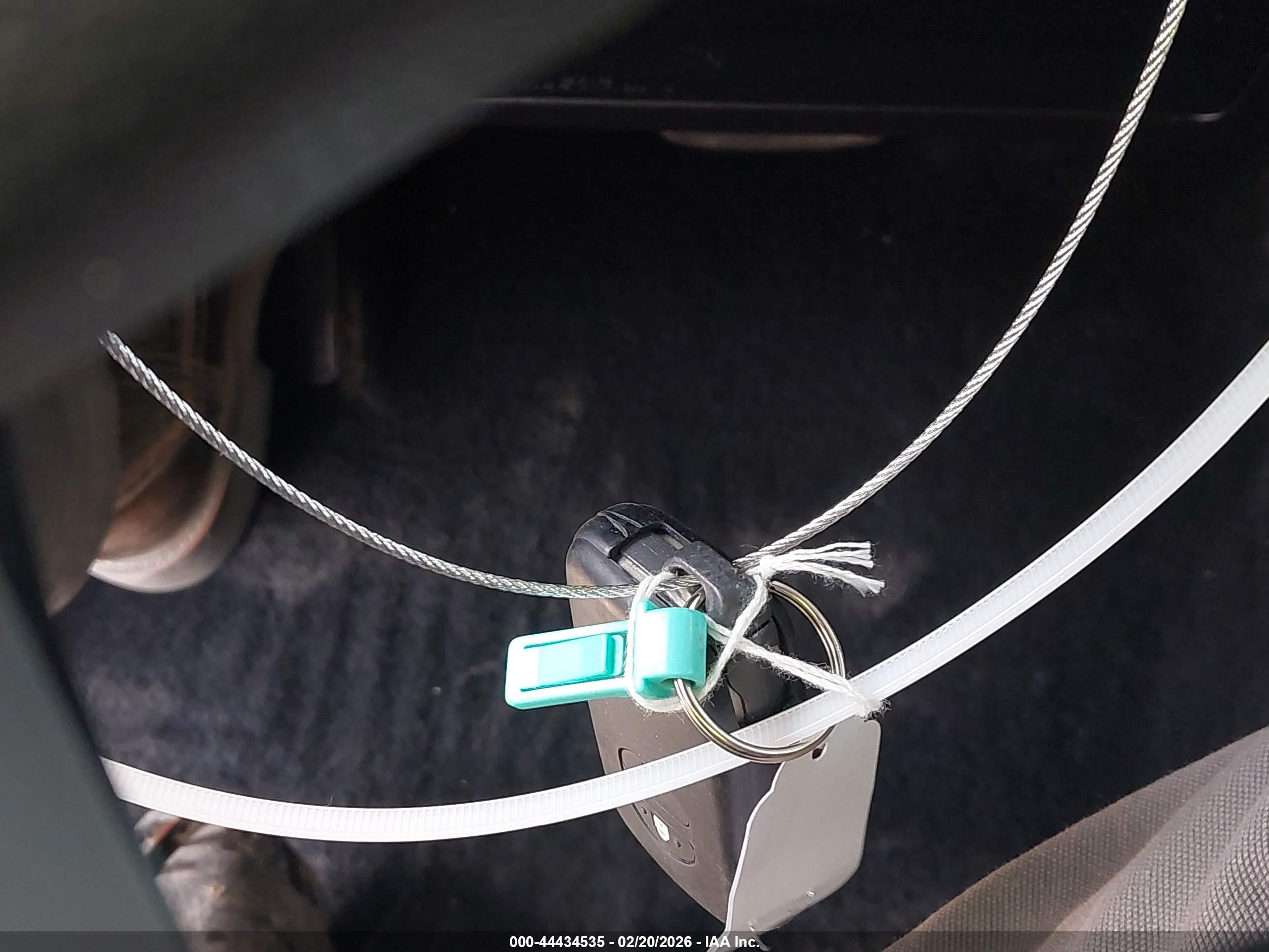 TOYOTA 4RUNNER image 11