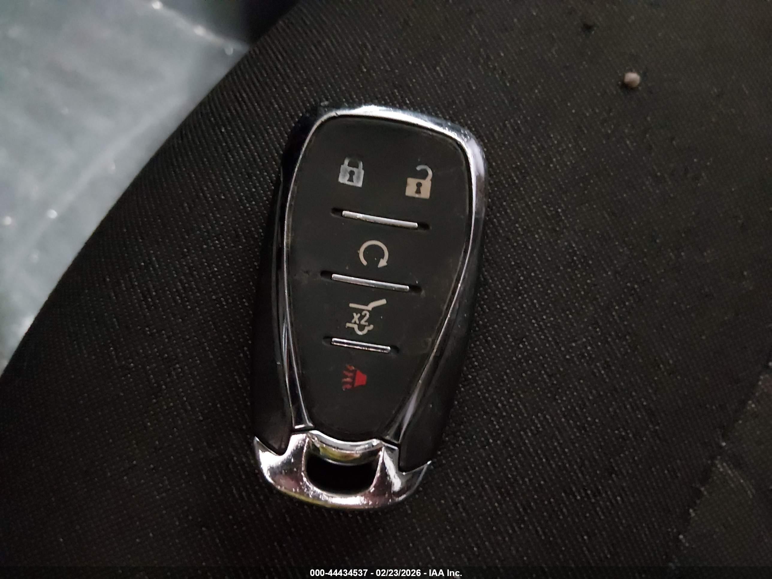 CHEVROLET EQUINOX image 11