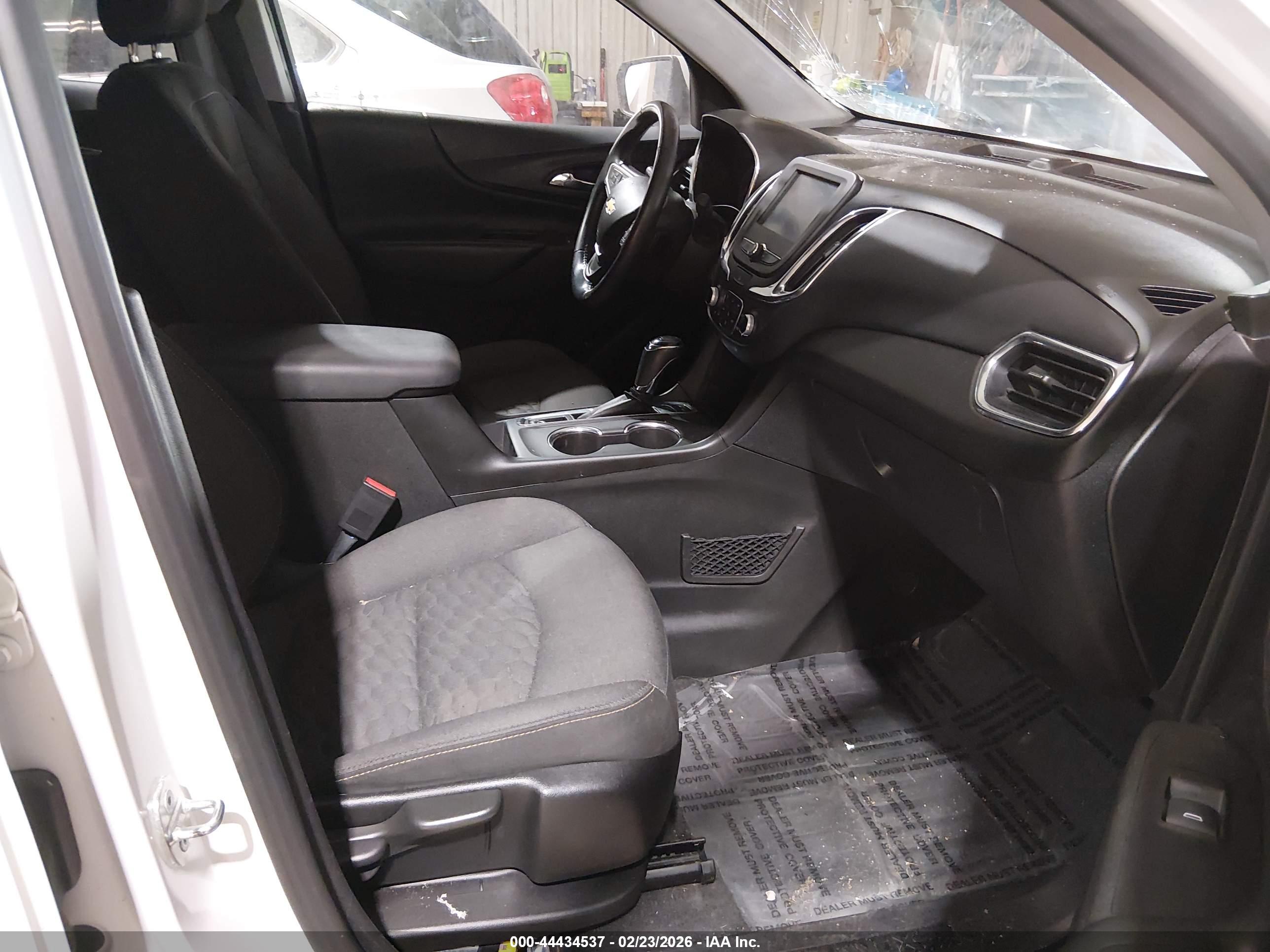 CHEVROLET EQUINOX image 5