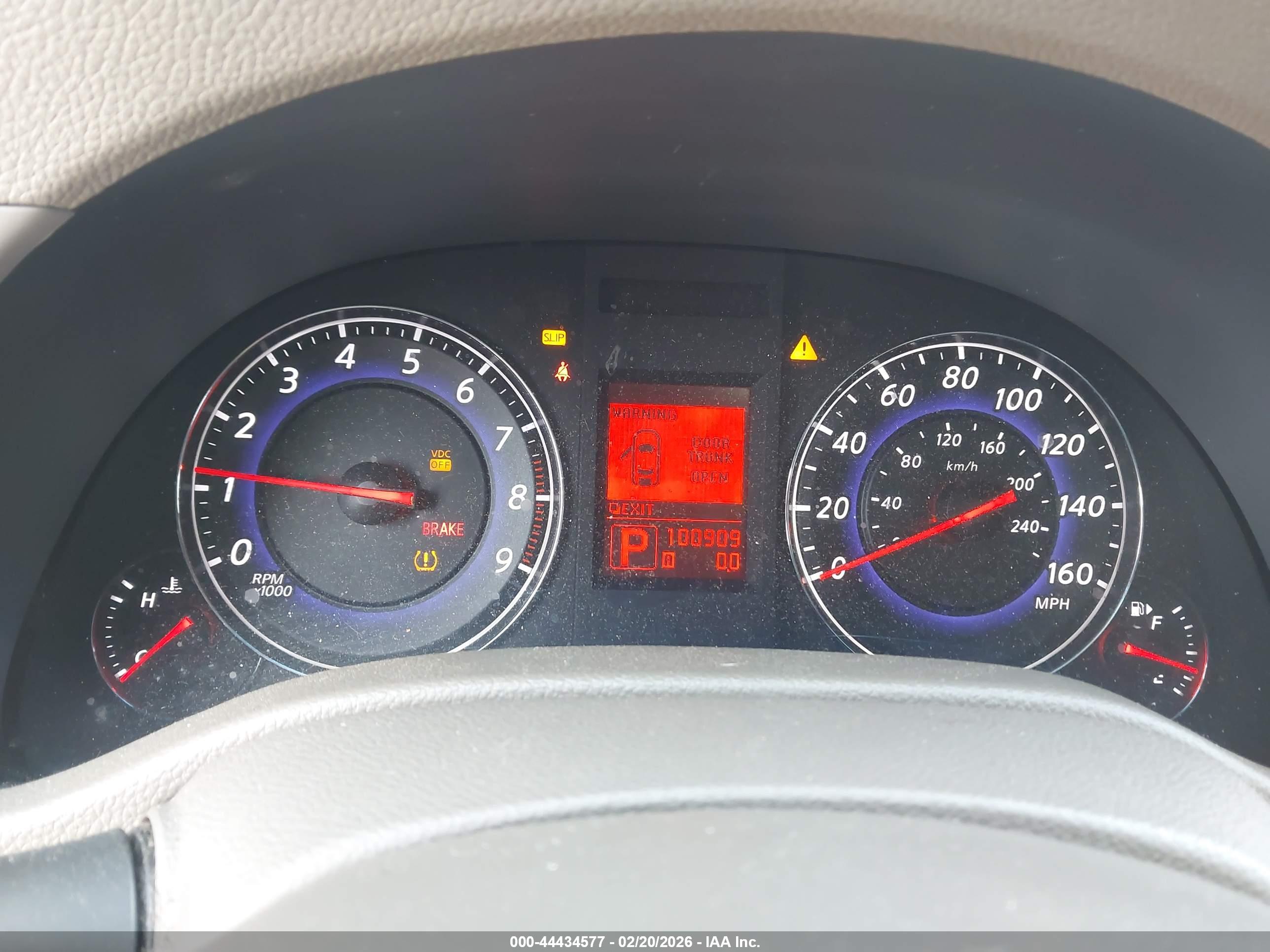 INFINITI G37X image 7