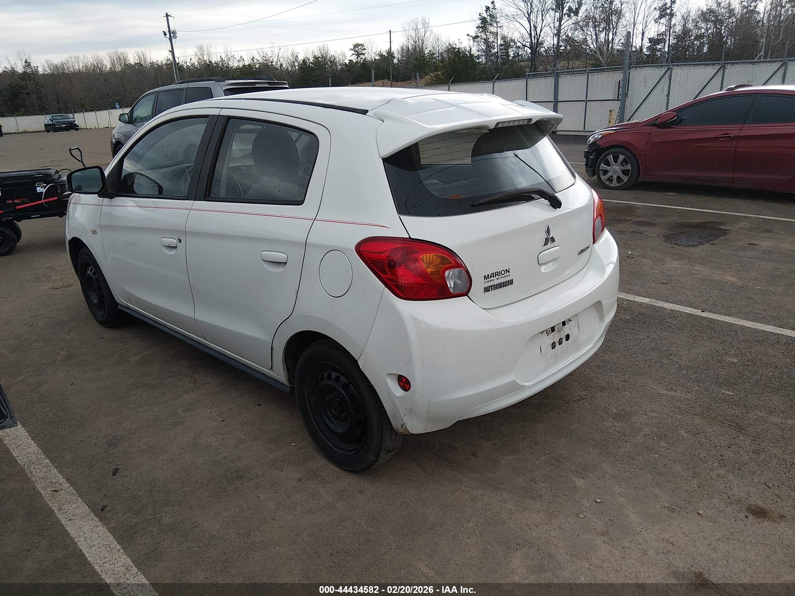 MITSUBISHI MIRAGE image 3