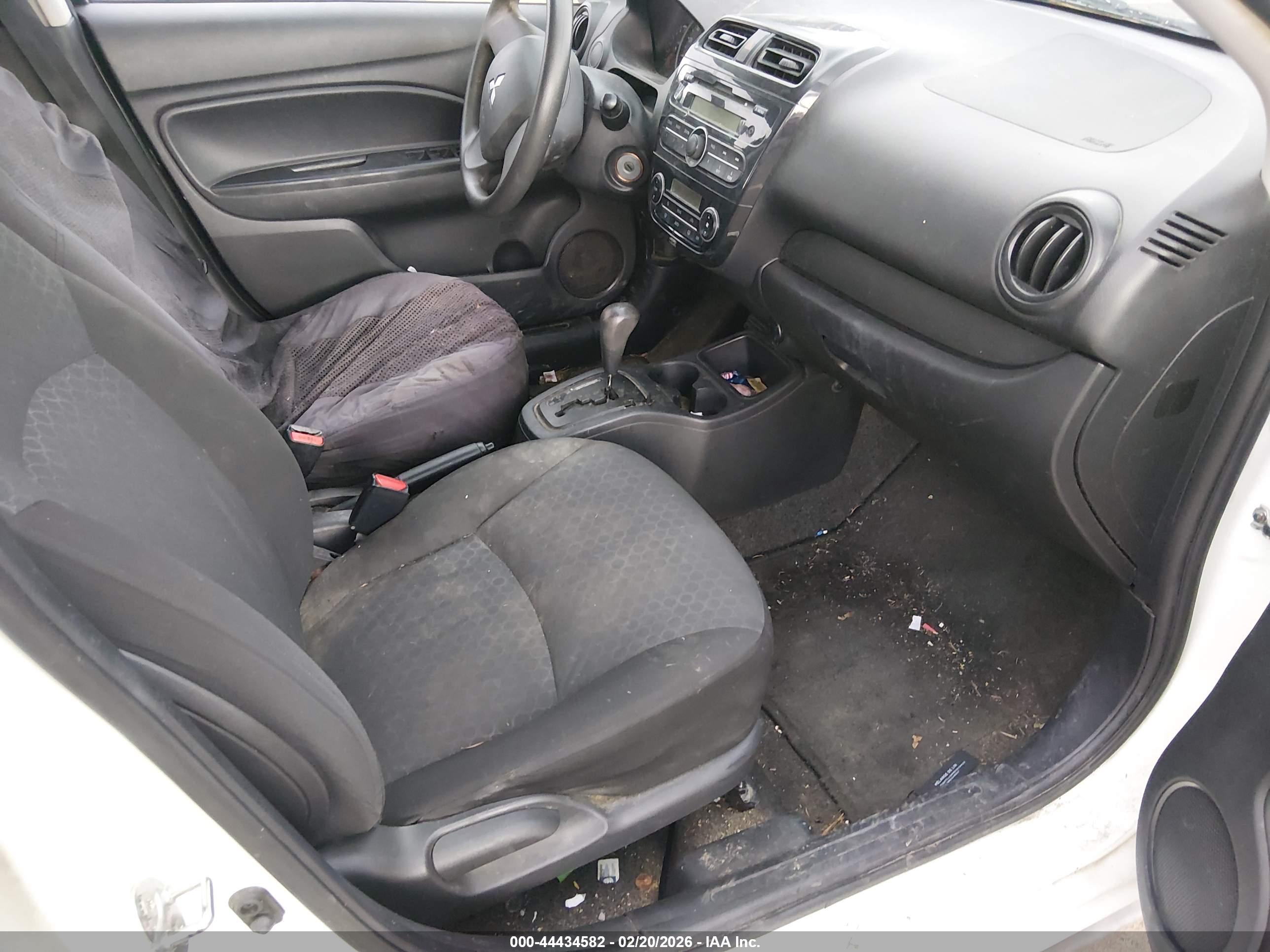 MITSUBISHI MIRAGE image 5