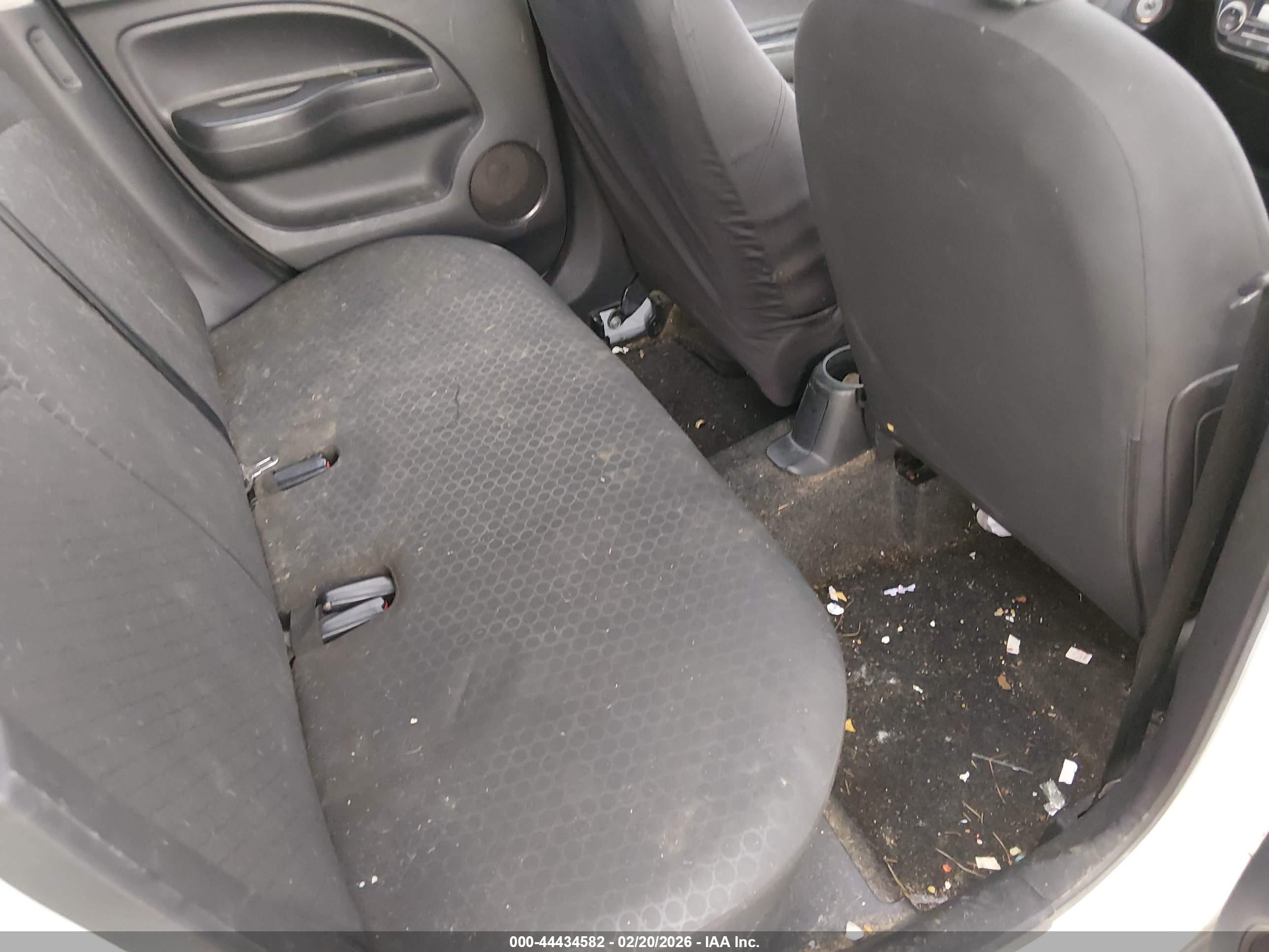 MITSUBISHI MIRAGE image 8