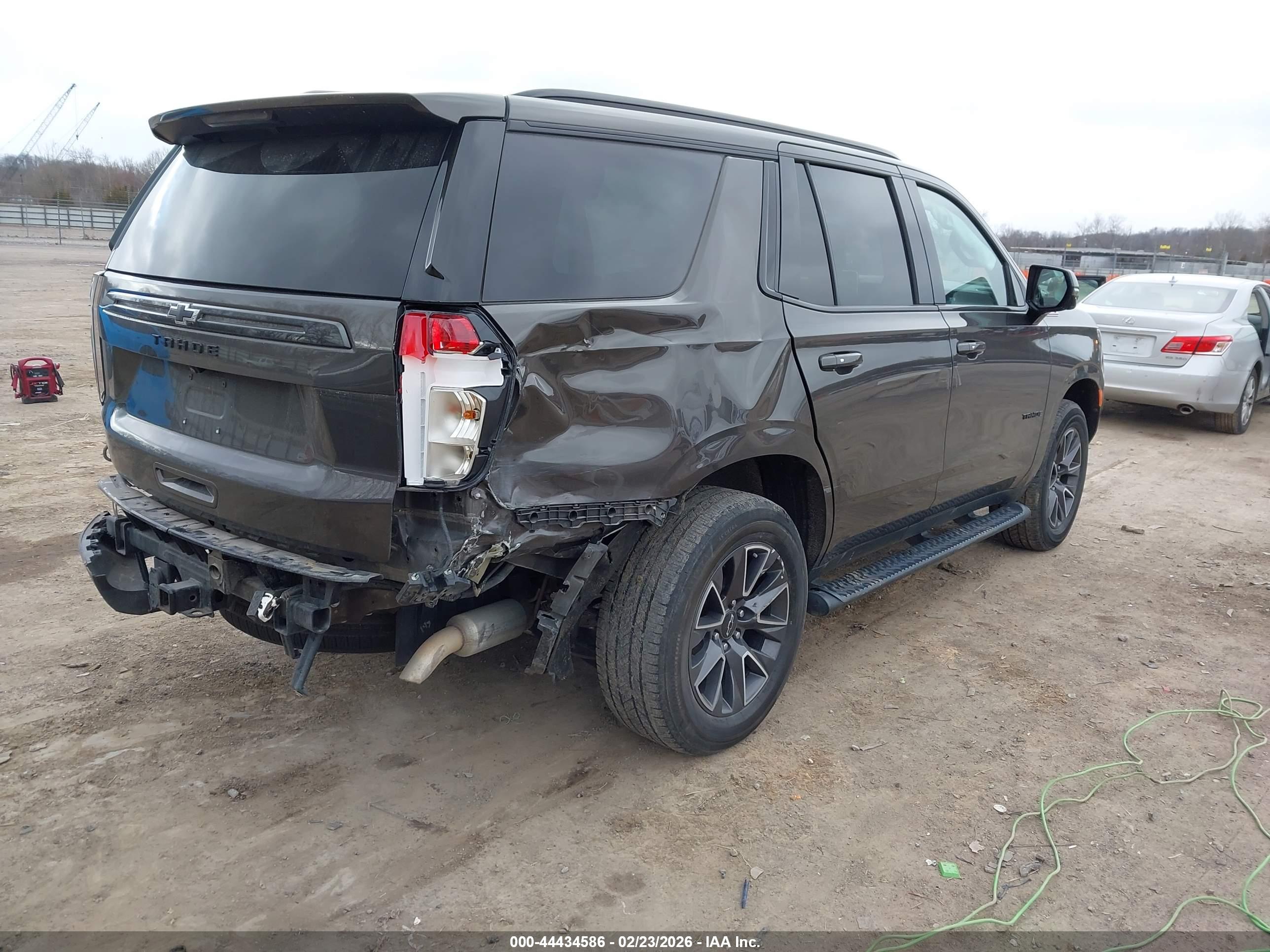 CHEVROLET TAHOE image 4